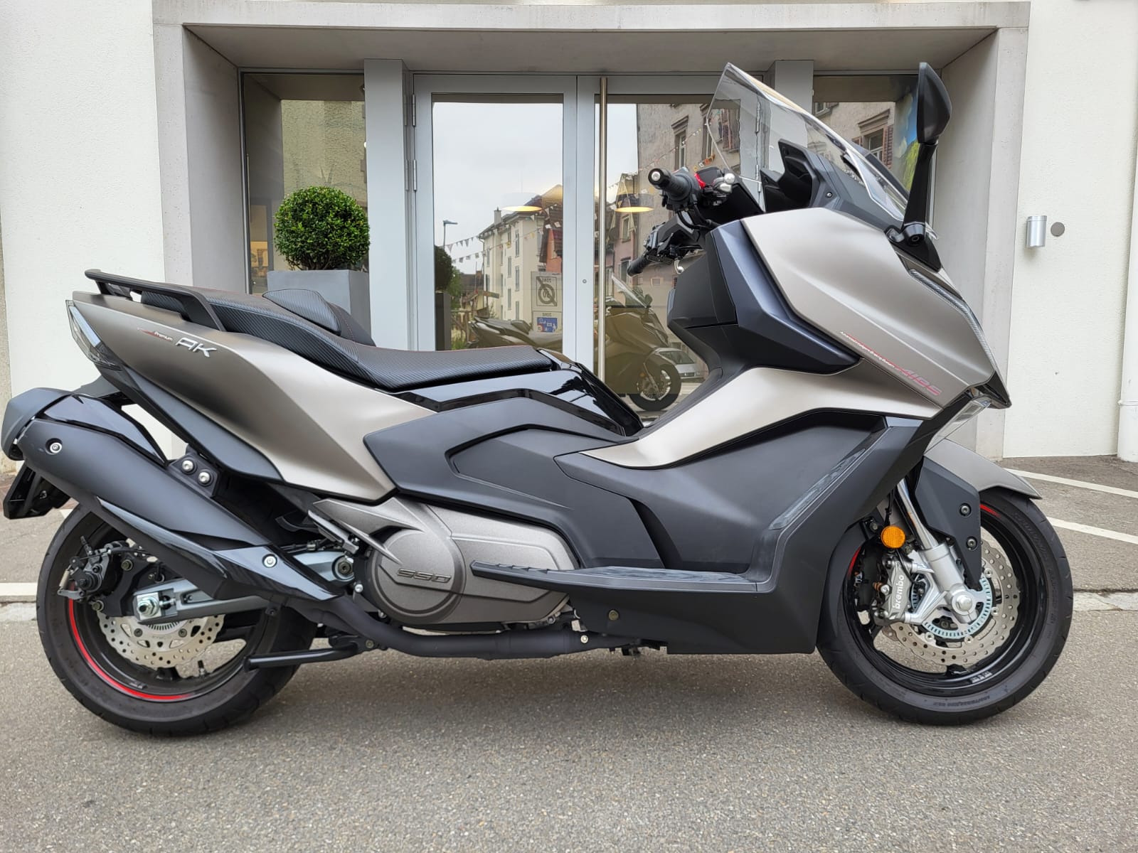 KYMCO AK 550i ETS