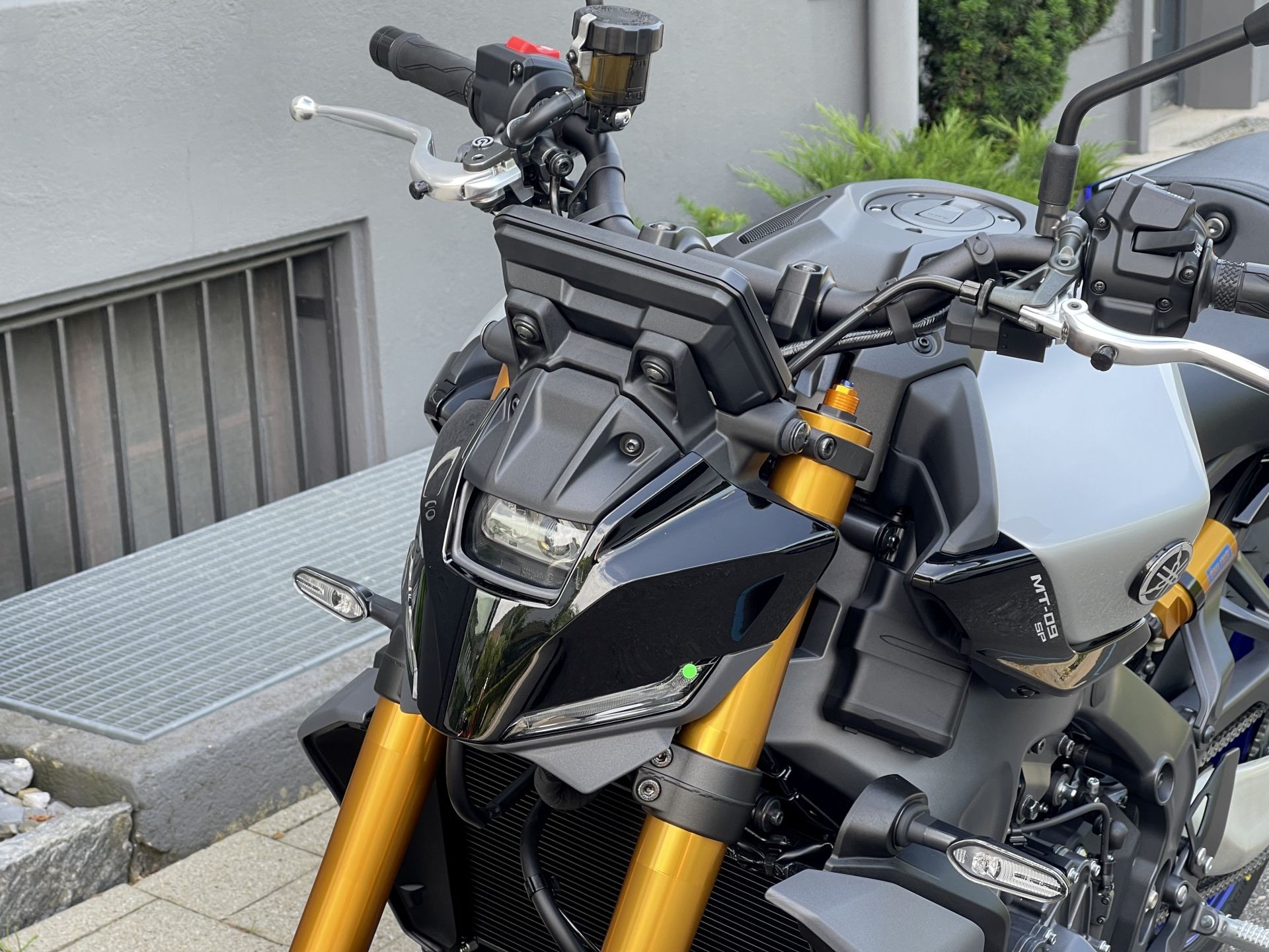 YAMAHA MT-09 SP (offene Version)-showroom-element-2
