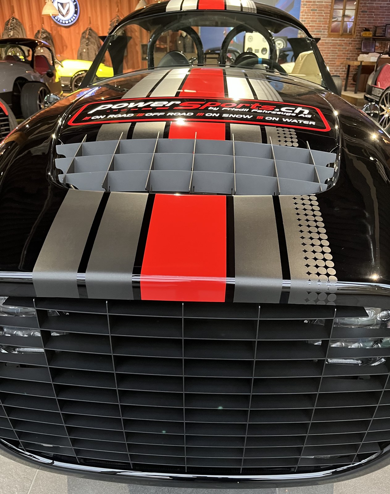 VANDERHALL Carmel GTS-showroom-element-1
