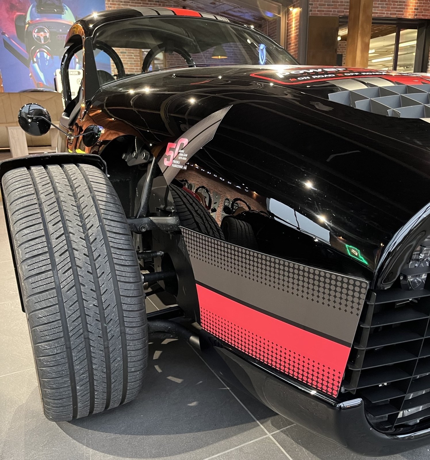 VANDERHALL Carmel GTS-showroom-element-3