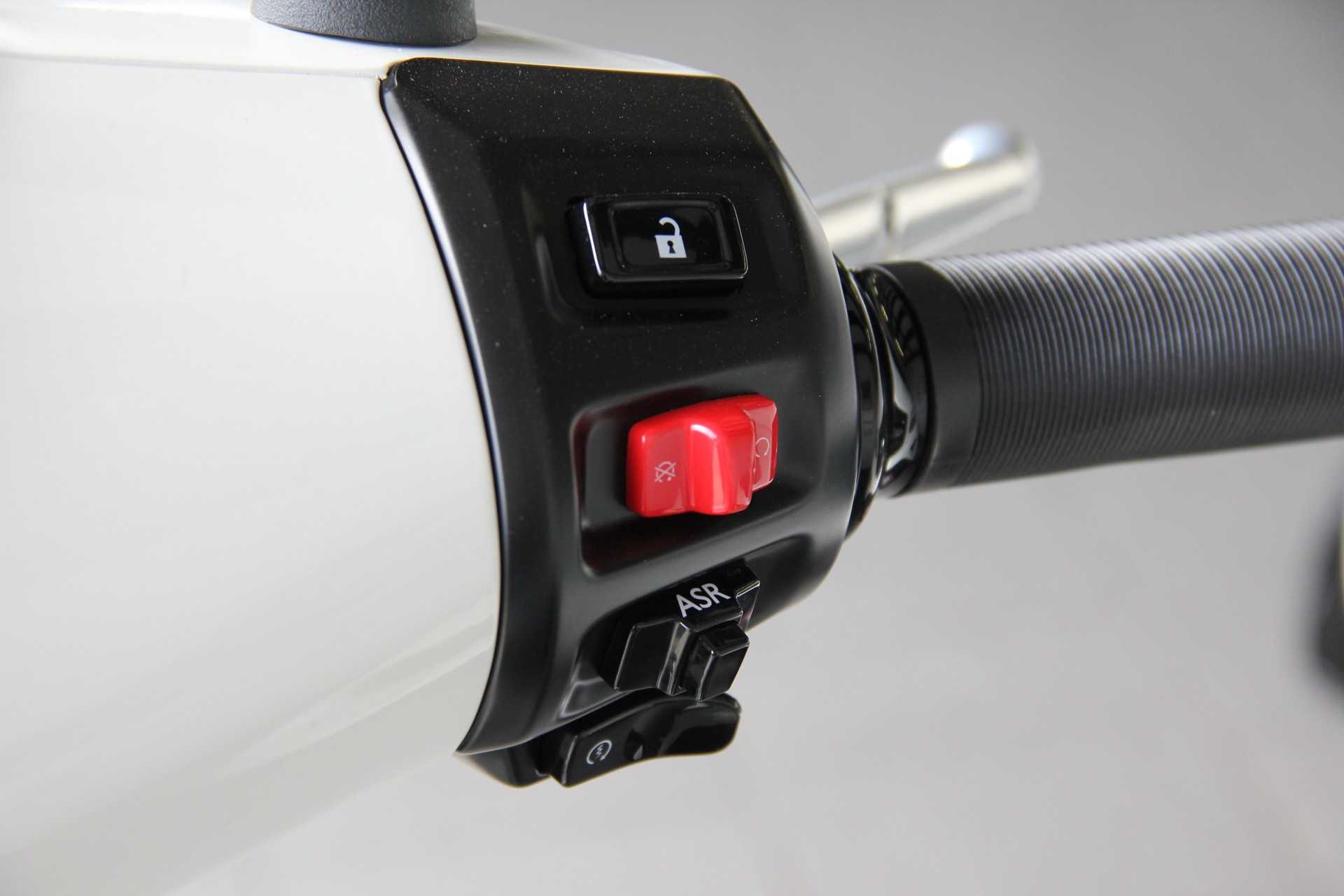 PIAGGIO Vespa GTS 310 Super Sport RST E5+-image-15