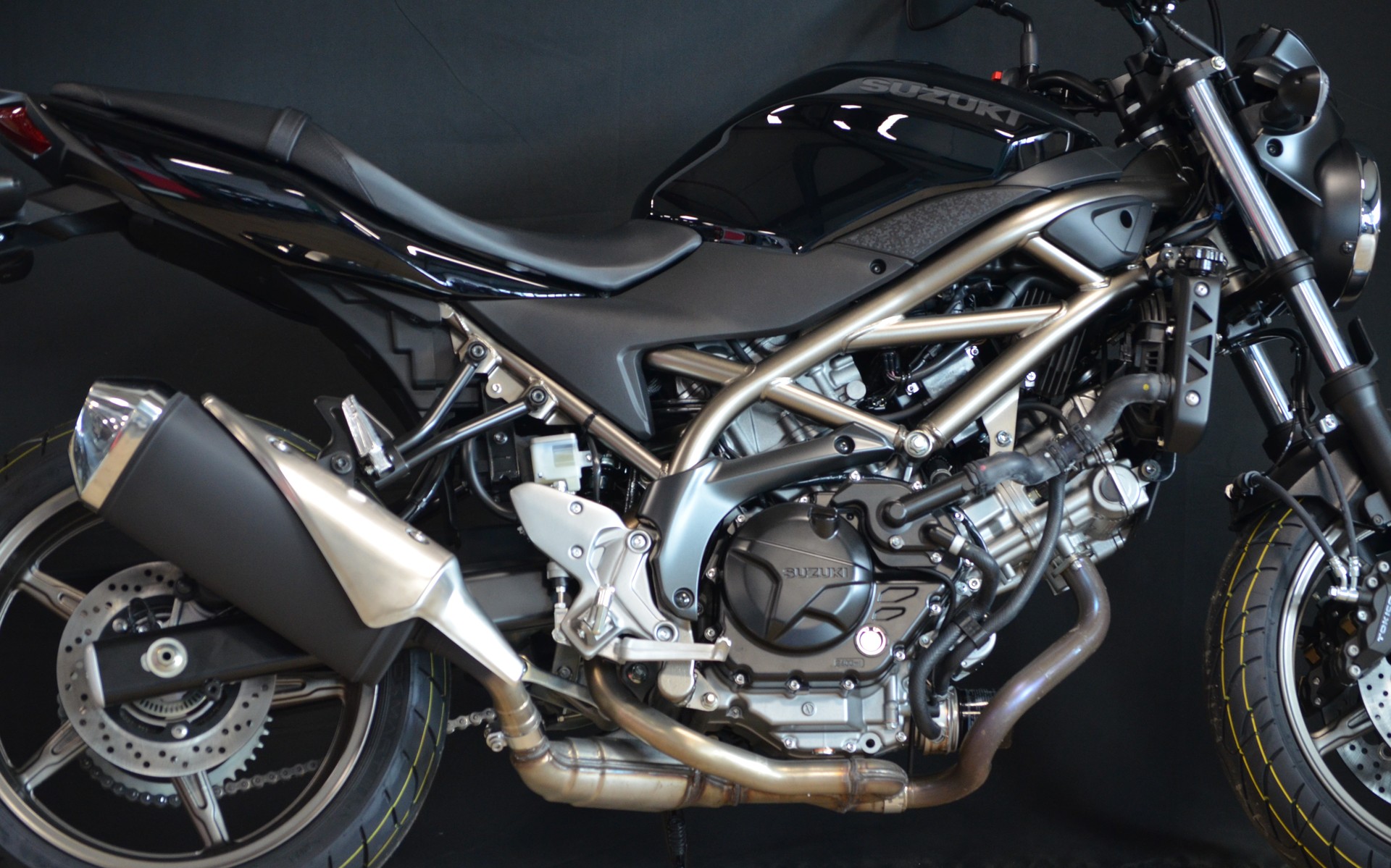 SUZUKI SV 650-image-6