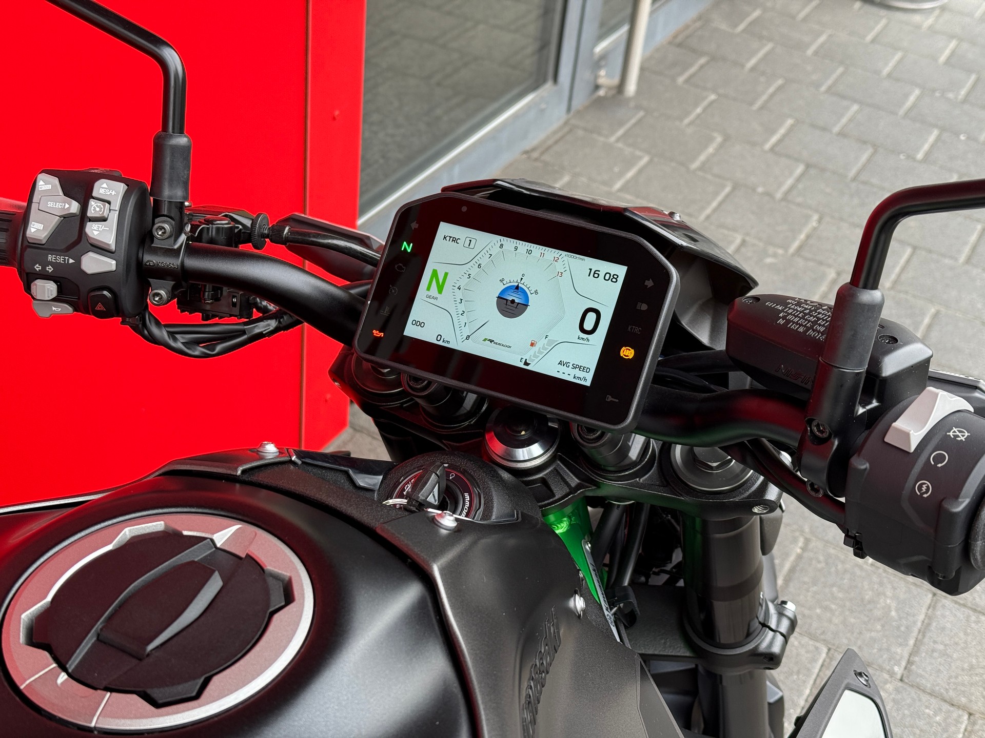 KAWASAKI Z 900 (70kW)-image-14