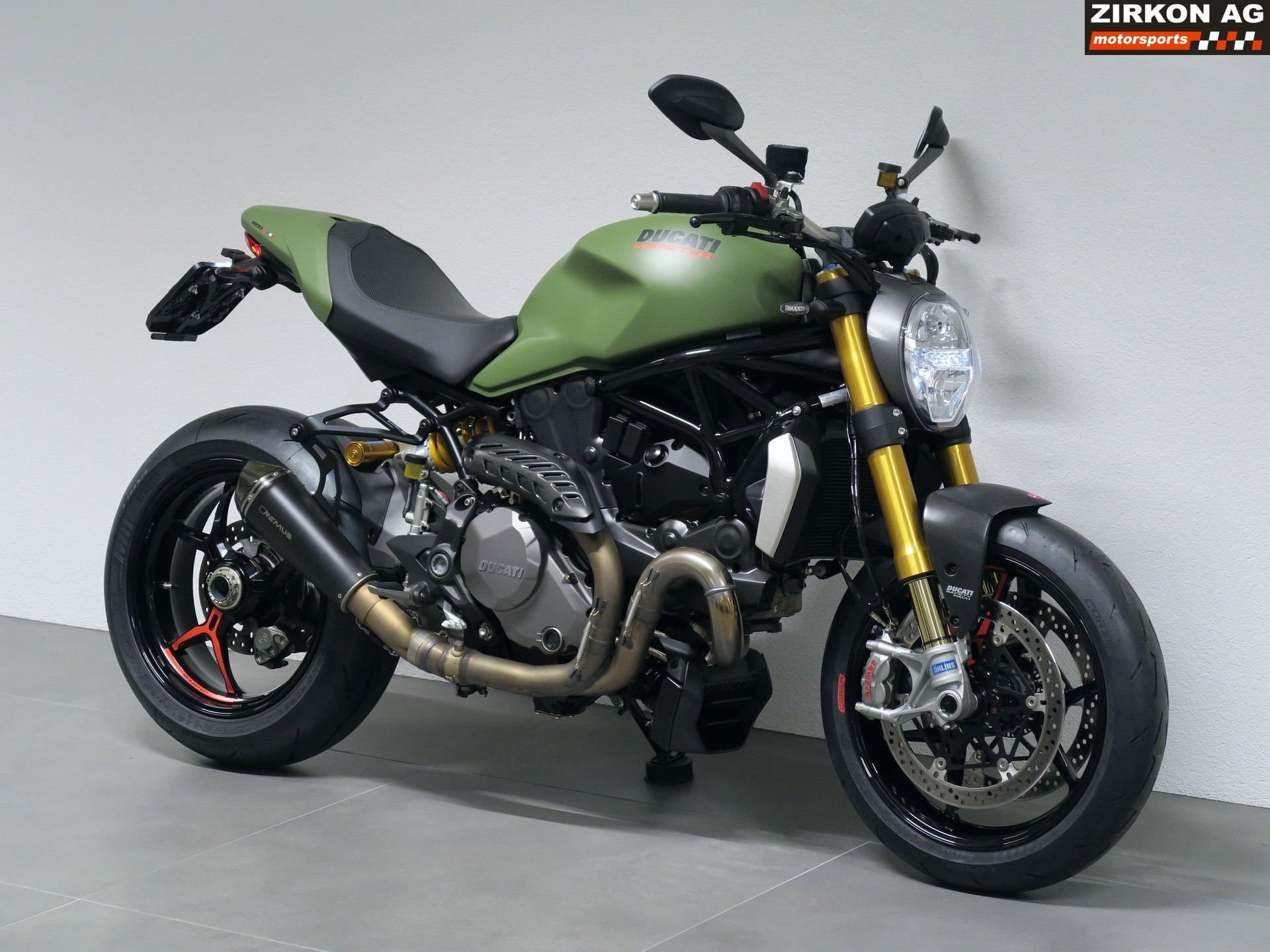 DUCATI Monster 1200 S-showroom-element-2