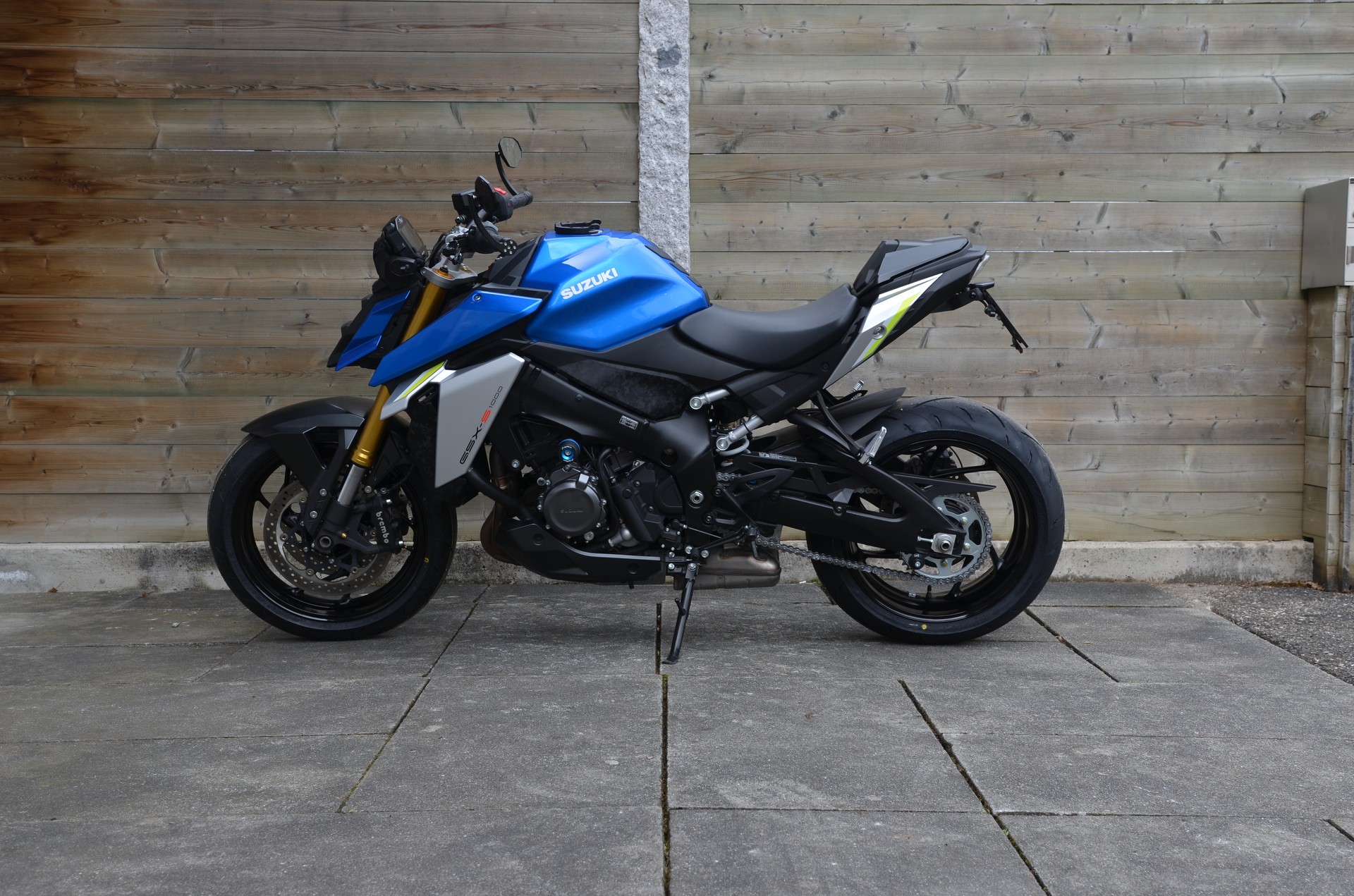 SUZUKI GSX-S 1000