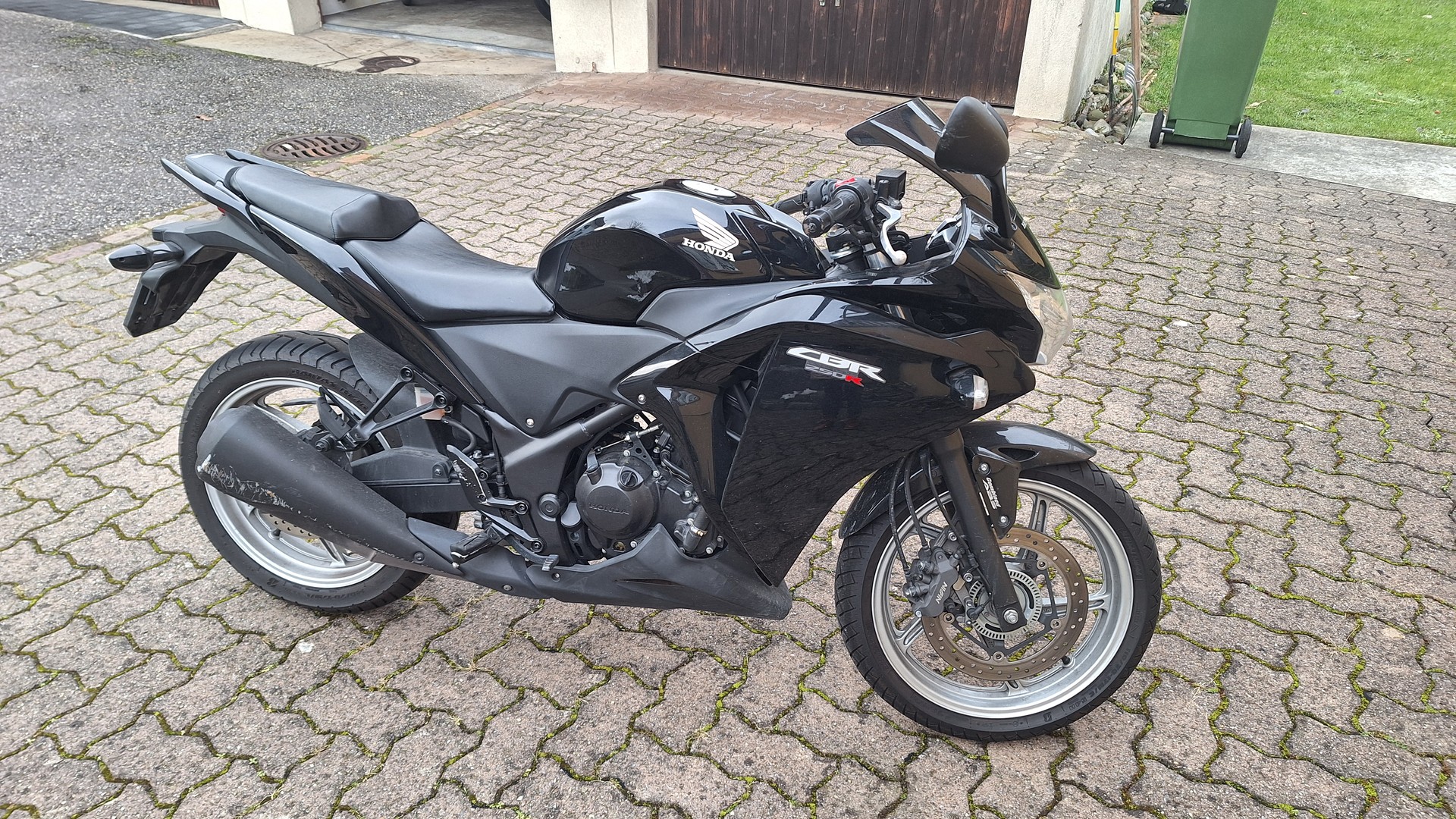 HONDA CBR 250 RA