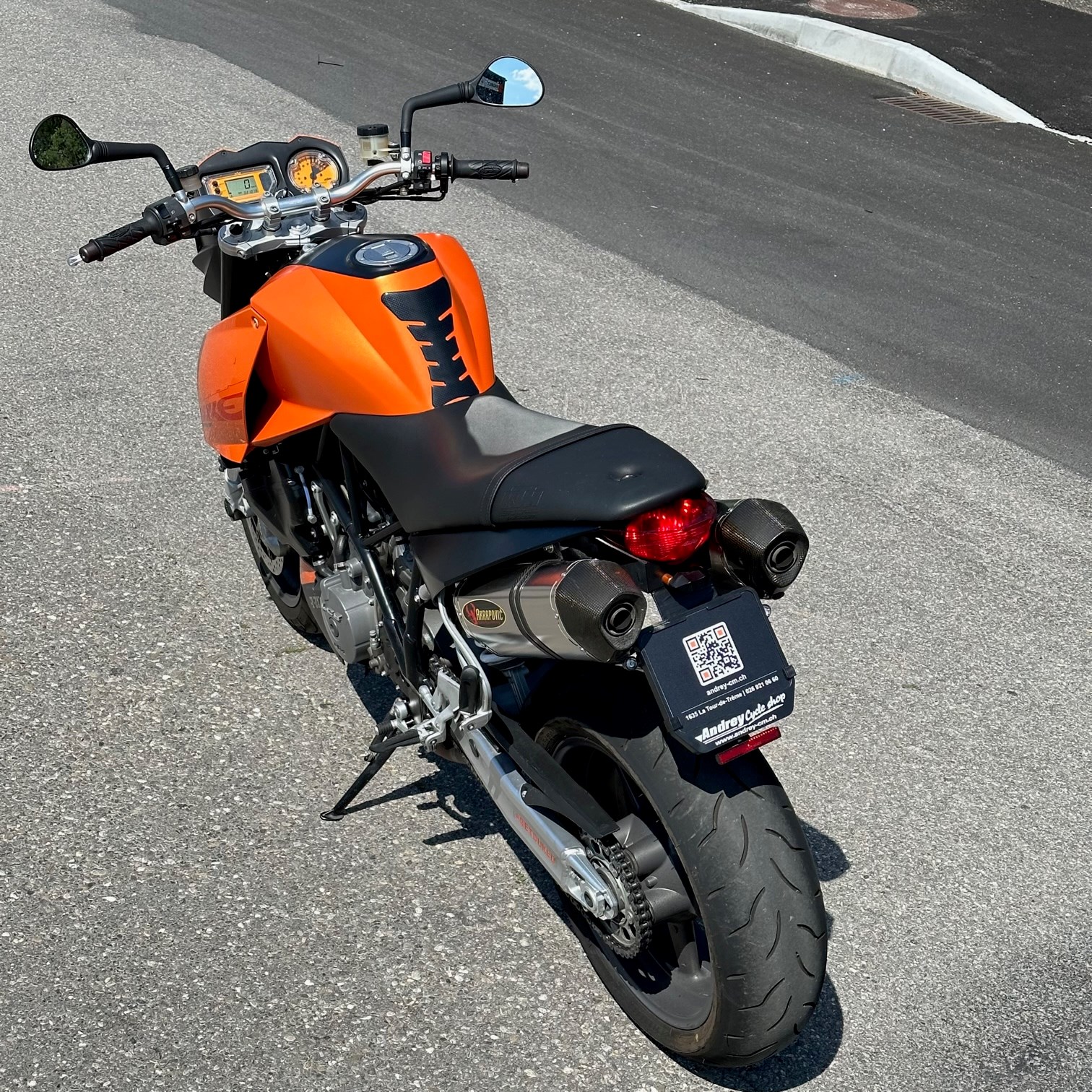 KTM 990 Super Duke-image-5