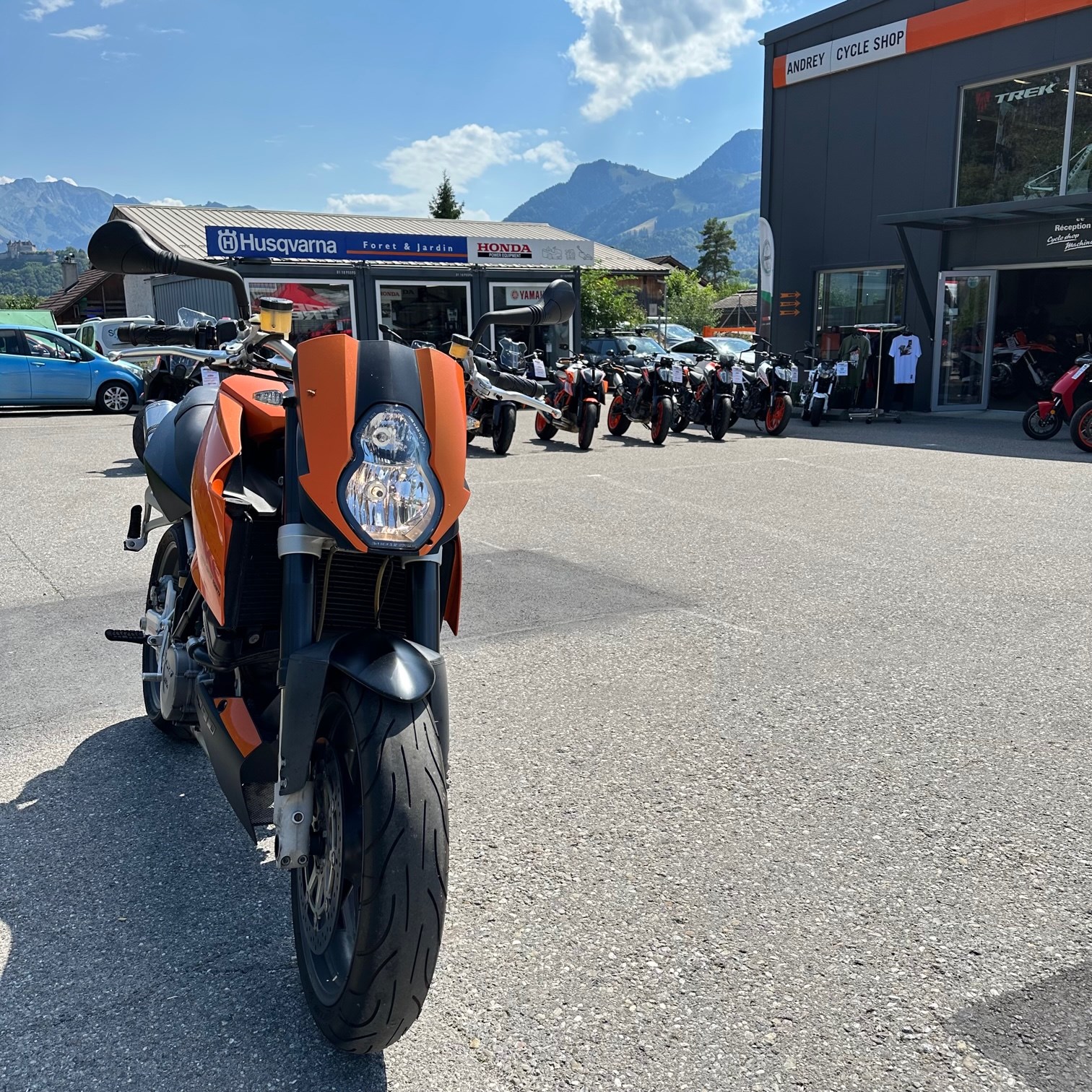 KTM 990 Super Duke-image-9