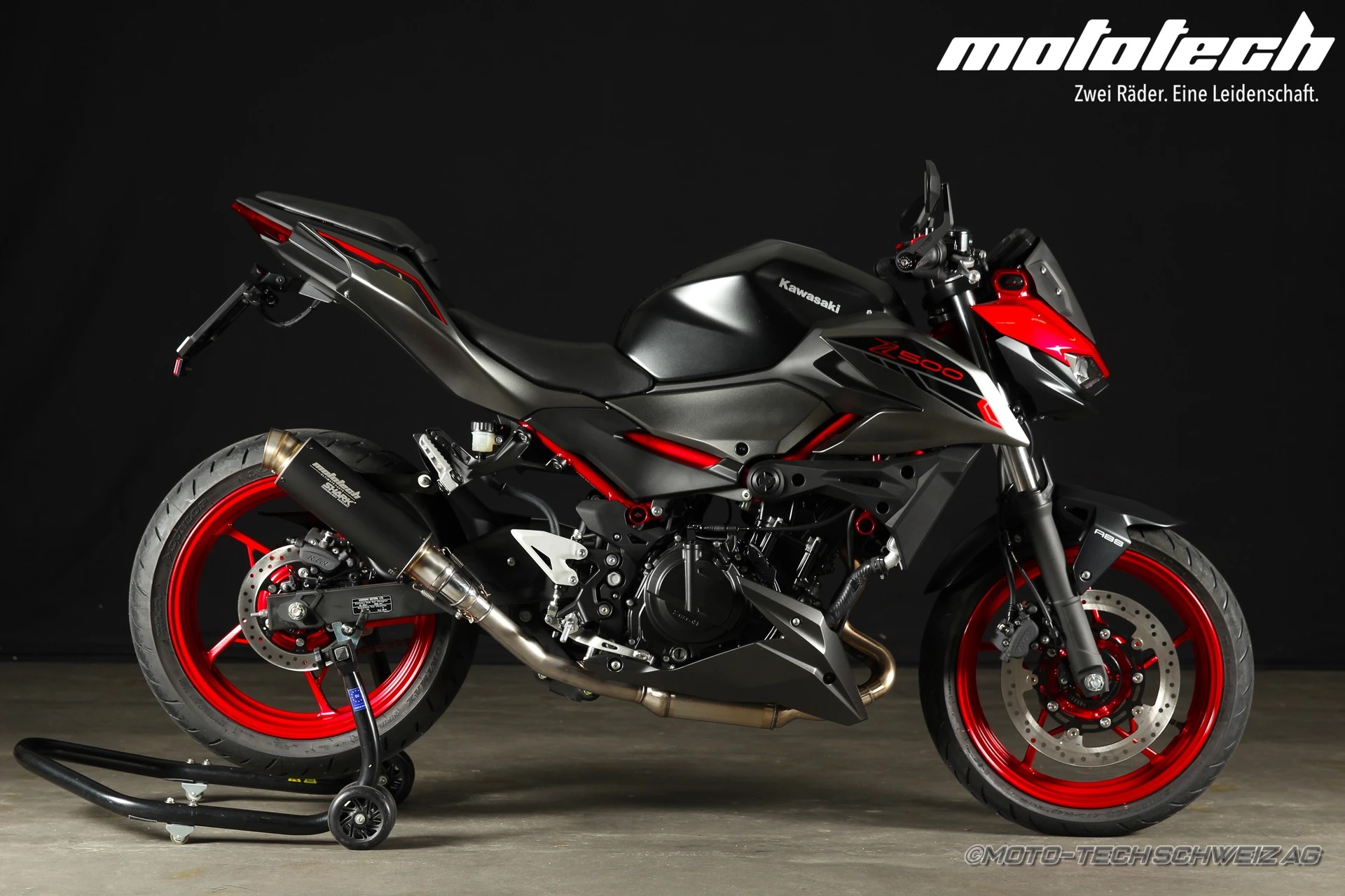 KAWASAKI Z 500 SE MY24 STAGE 1 SHARK-showroom-element-1