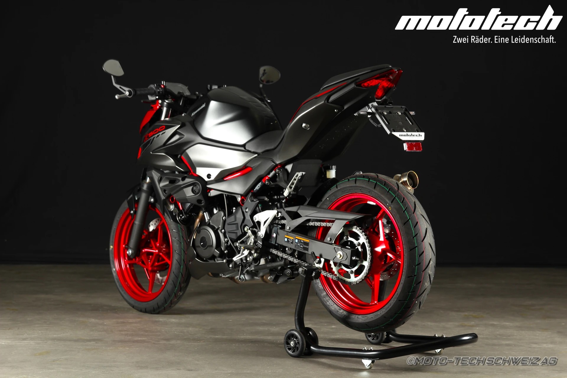 KAWASAKI Z 500 SE MY24 STAGE 1 SHARK-showroom-element-3