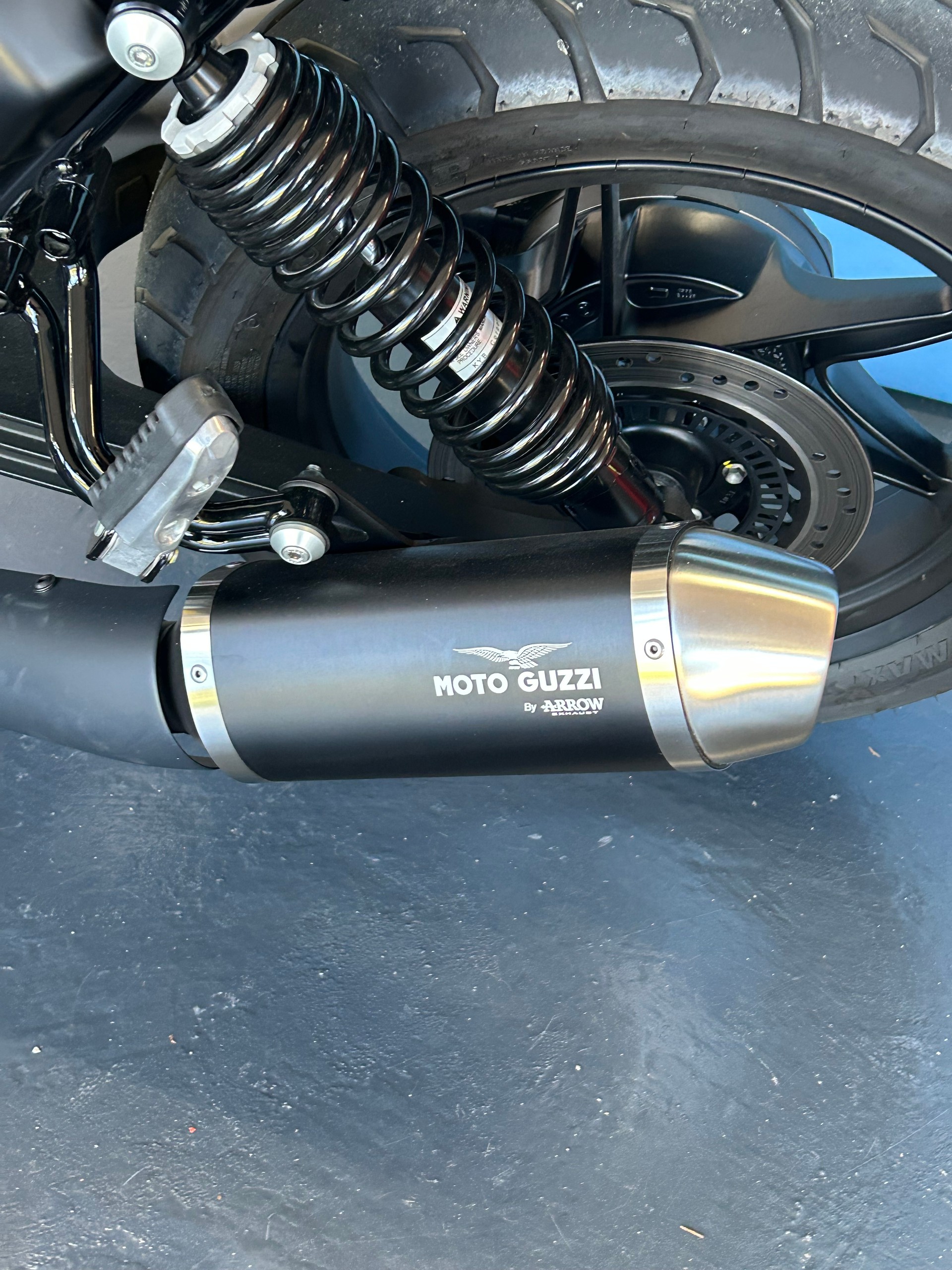 MOTO GUZZI V7 IV 850 Special HMT Edition-image-8