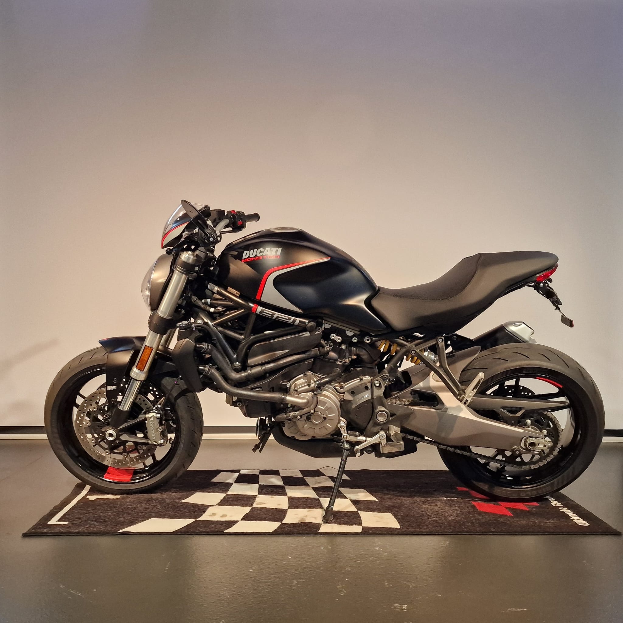 2019 ducati monster deals 821