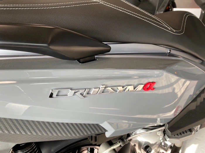 SYM Cruisym 300 i-showroom-element-3