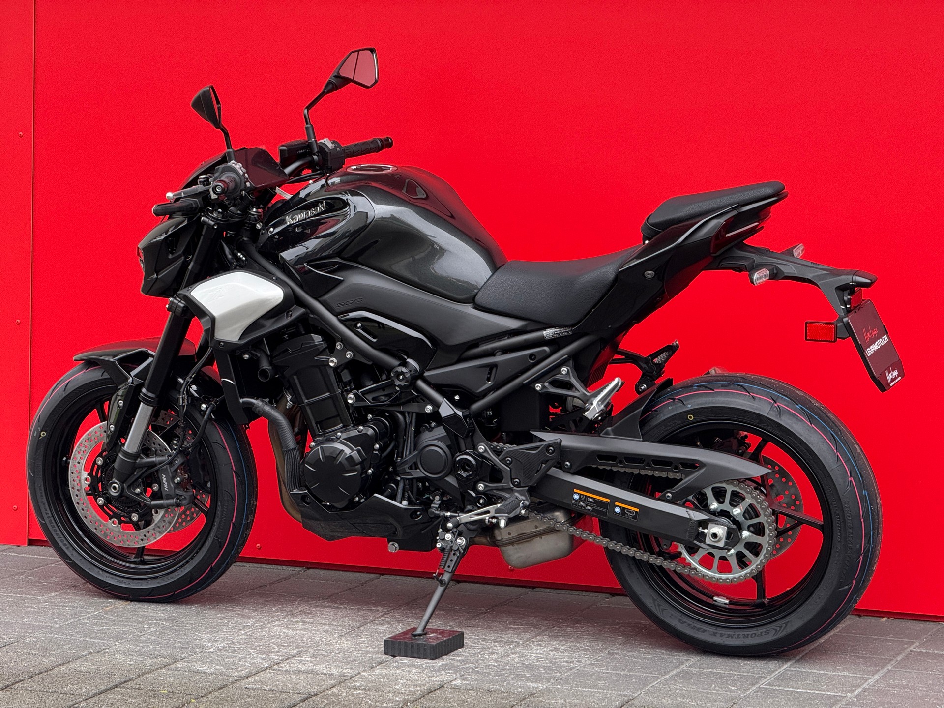 KAWASAKI Z 900 (35kW)-image-11