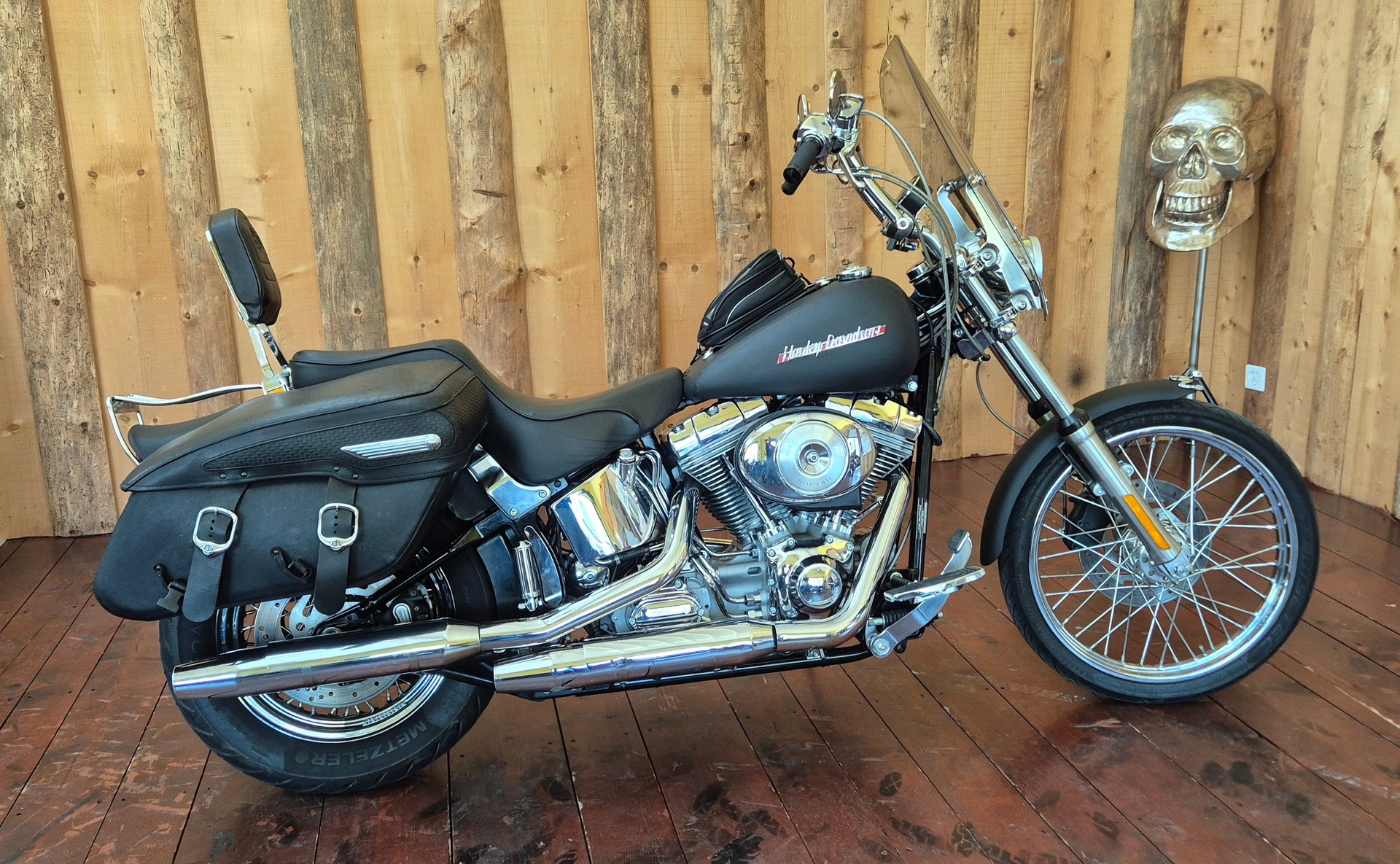 HARLEY-DAVIDSON FXST Softail Standard