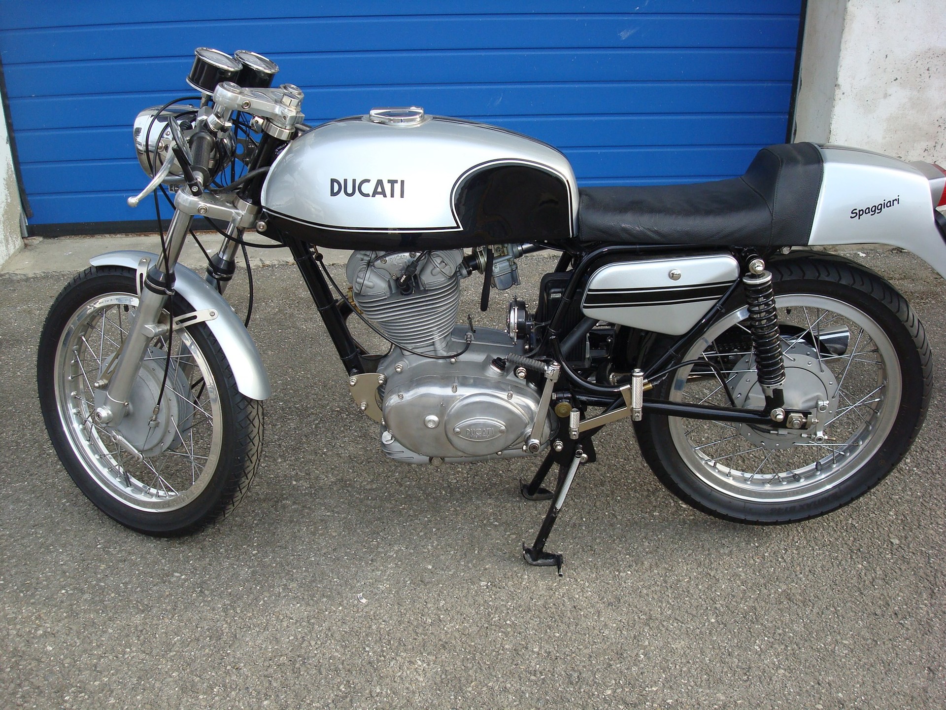 DUCATI GT 250-image-4