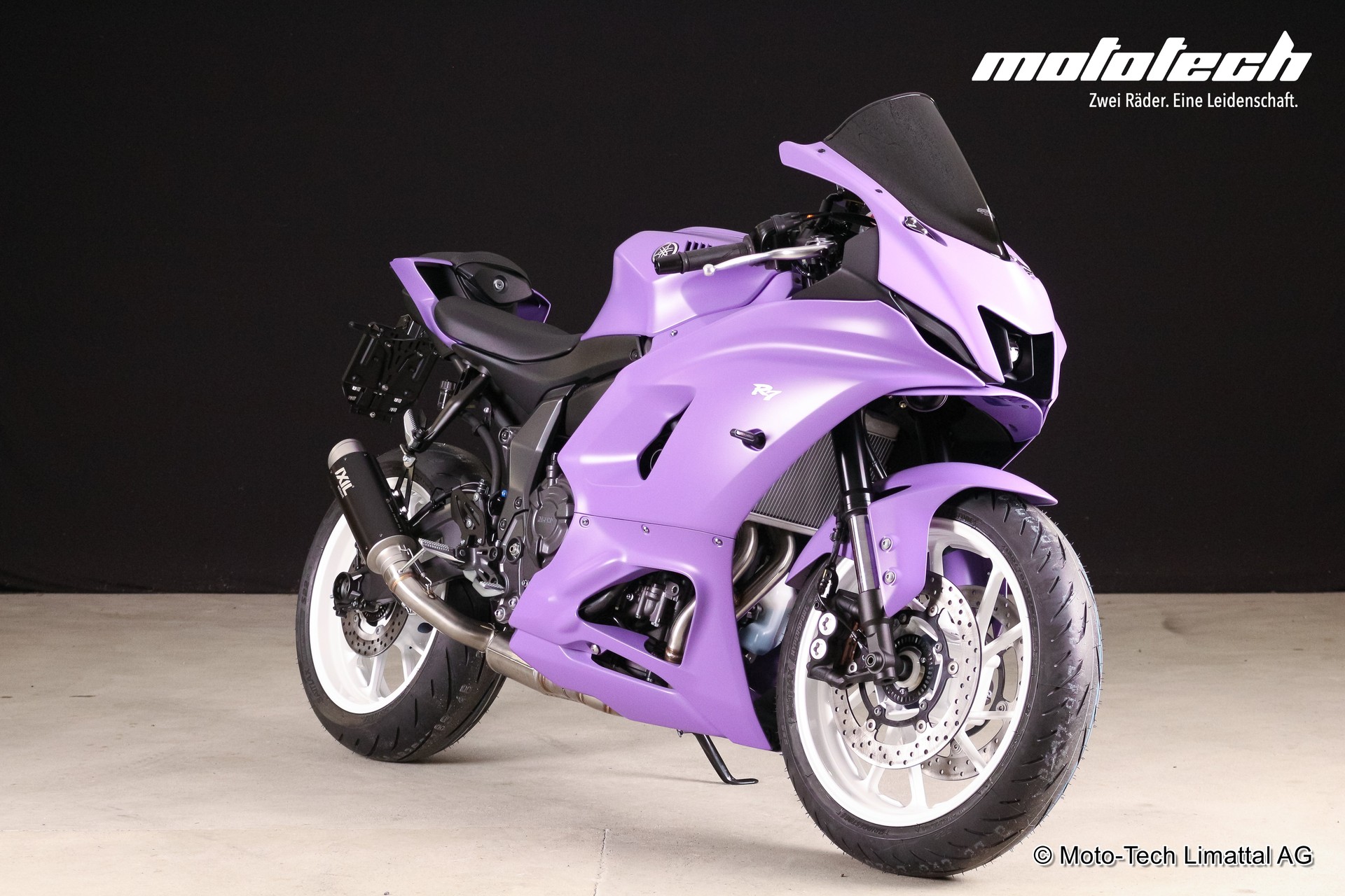YAMAHA YZF-R7