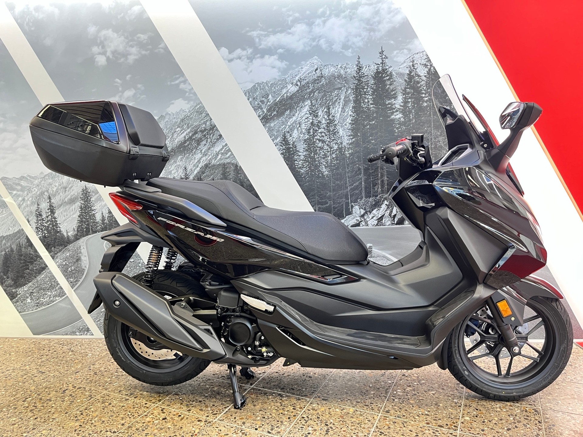 HONDA NSS 350 Smart Top Box