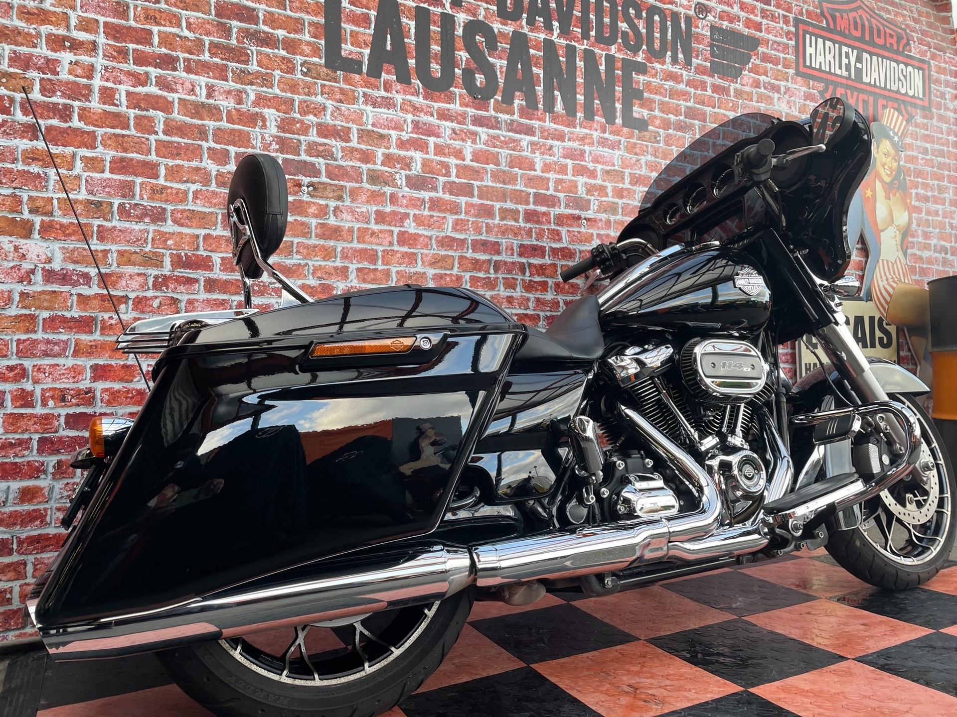 HARLEY-DAVIDSON FLHXS Street Glide Special 114-showroom-element-3
