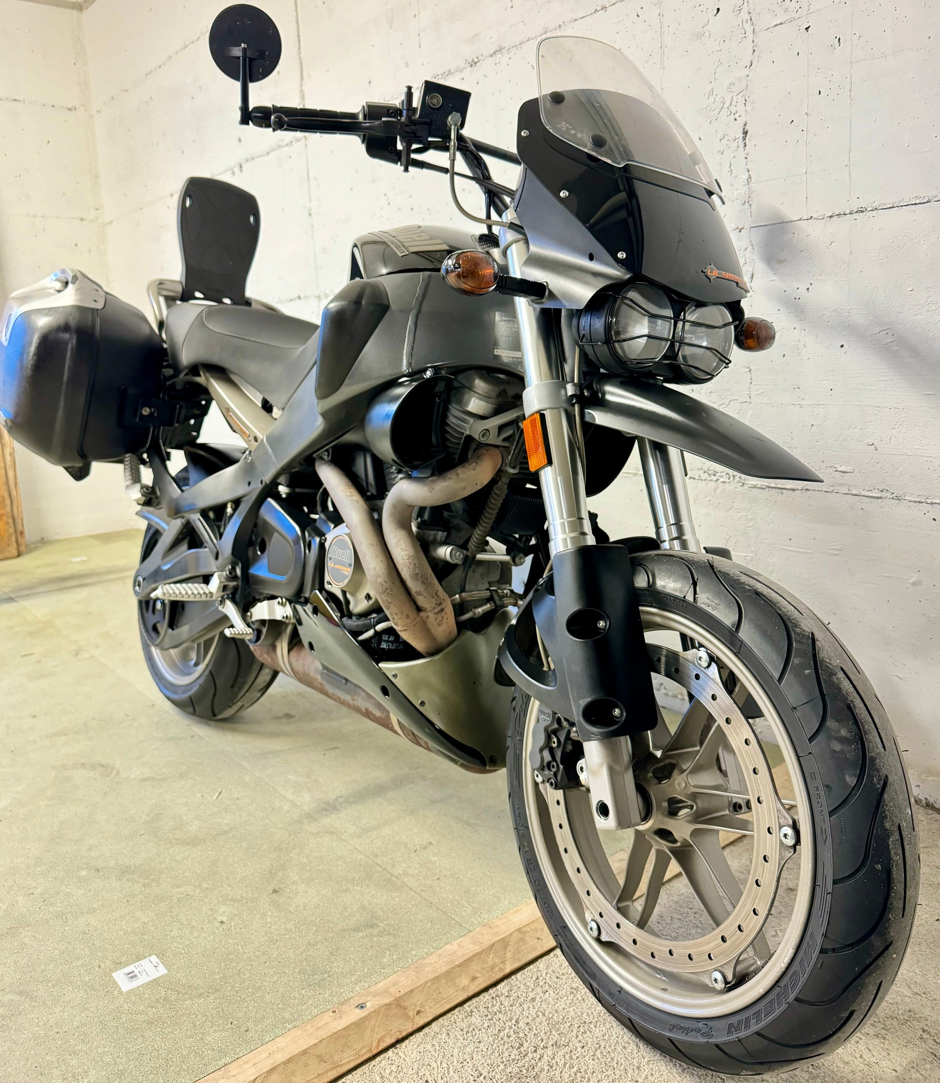 BUELL XB12X Ulysses-showroom-element-2