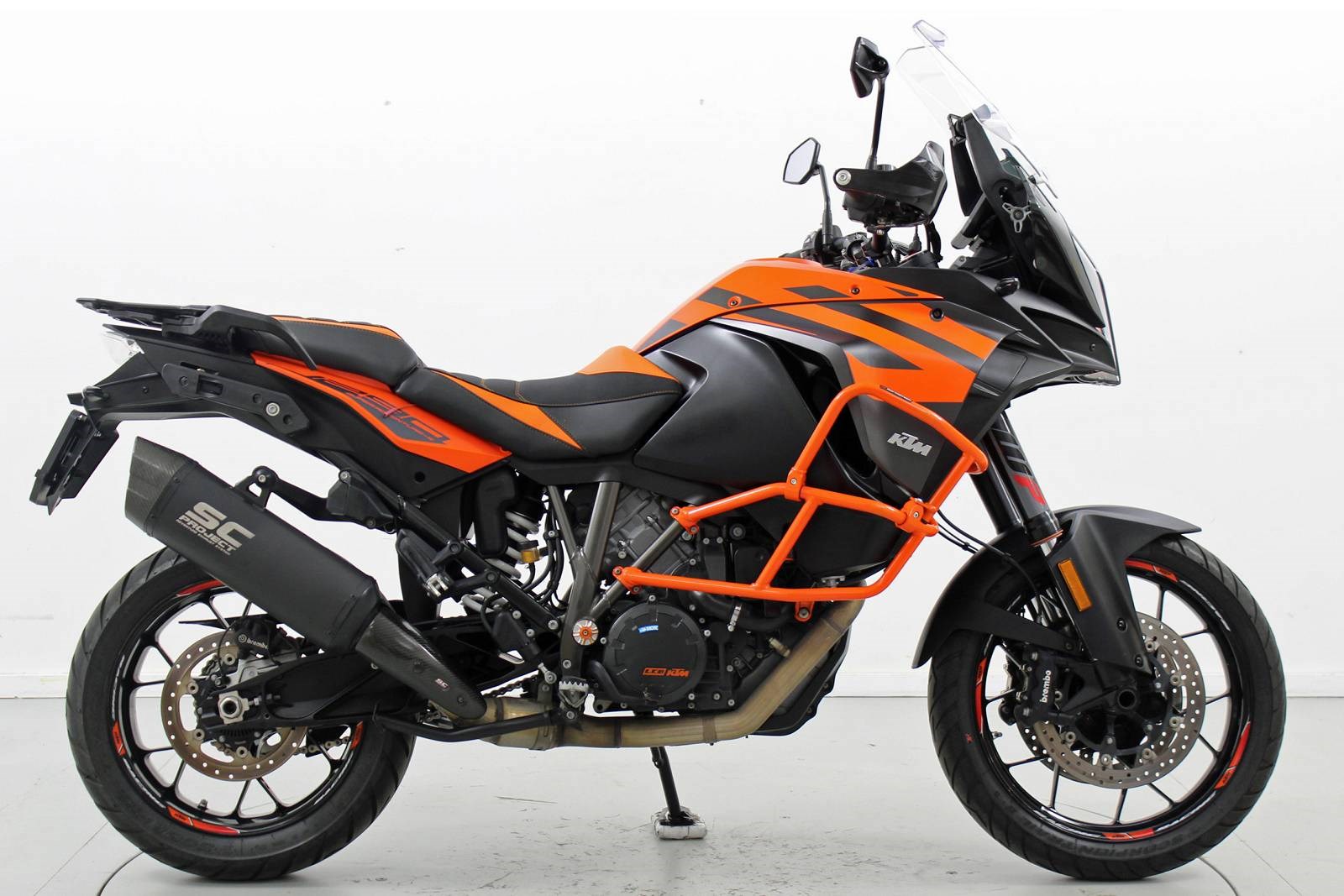 KTM Adventure 1290 Super  ABS-showroom-element-3