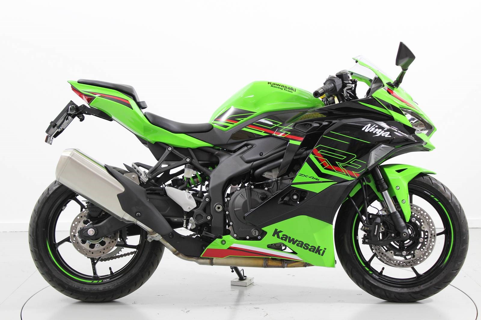 KAWASAKI Ninja ZX-4RR ABS-showroom-element-3