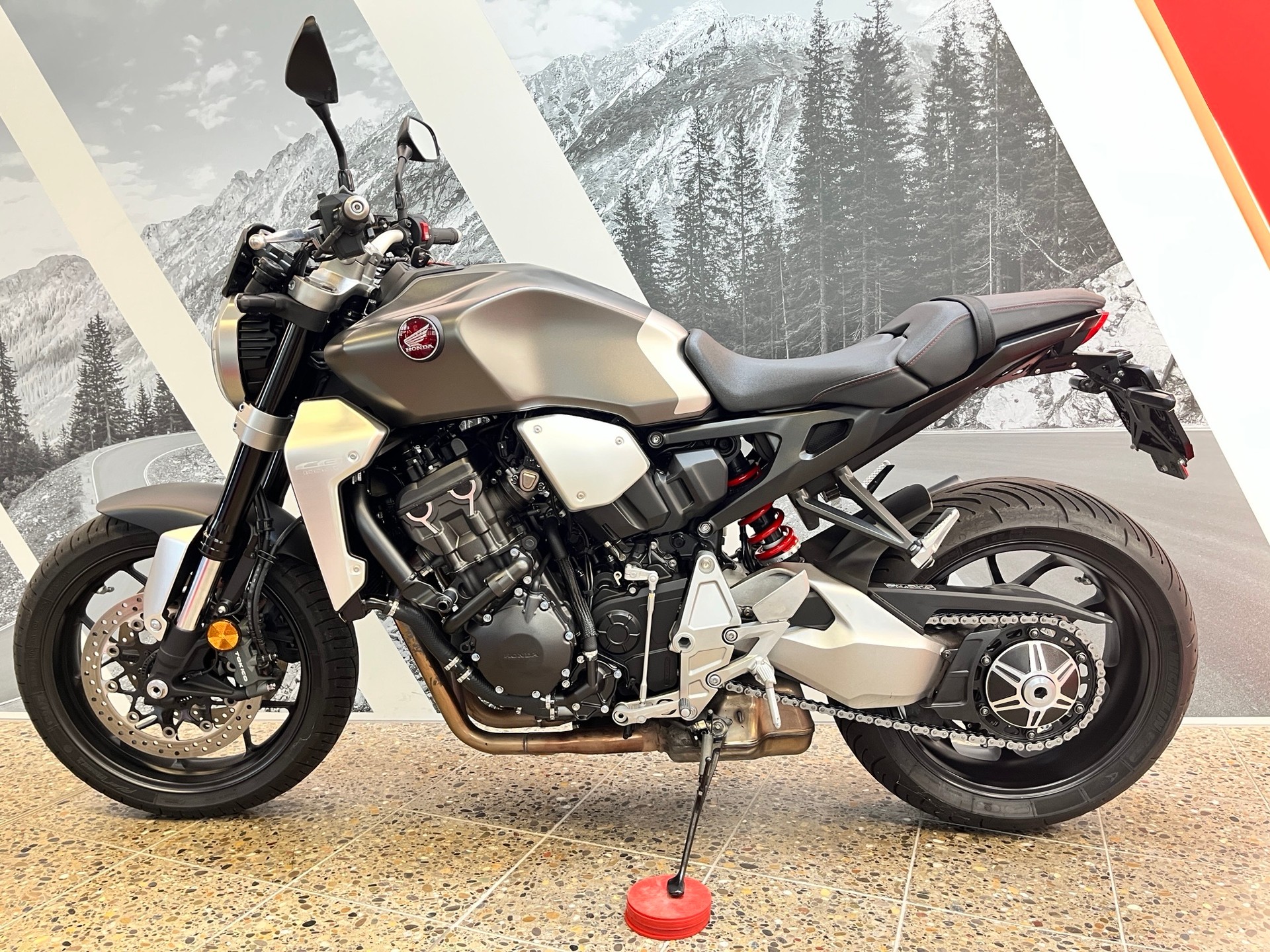 HONDA CB 1000 R ABS-showroom-element-1