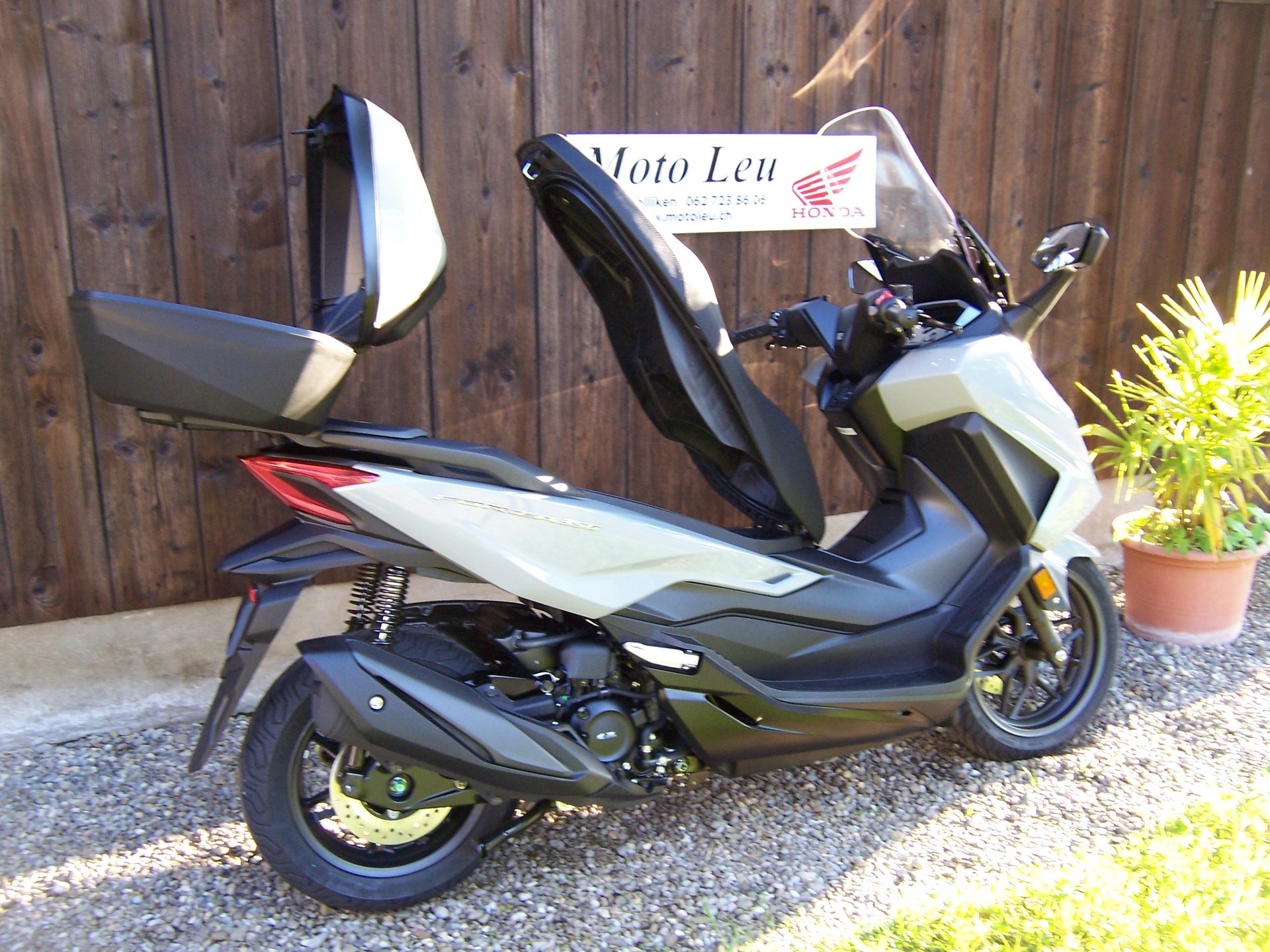 HONDA NSS 350 Smart Top Box-image-10