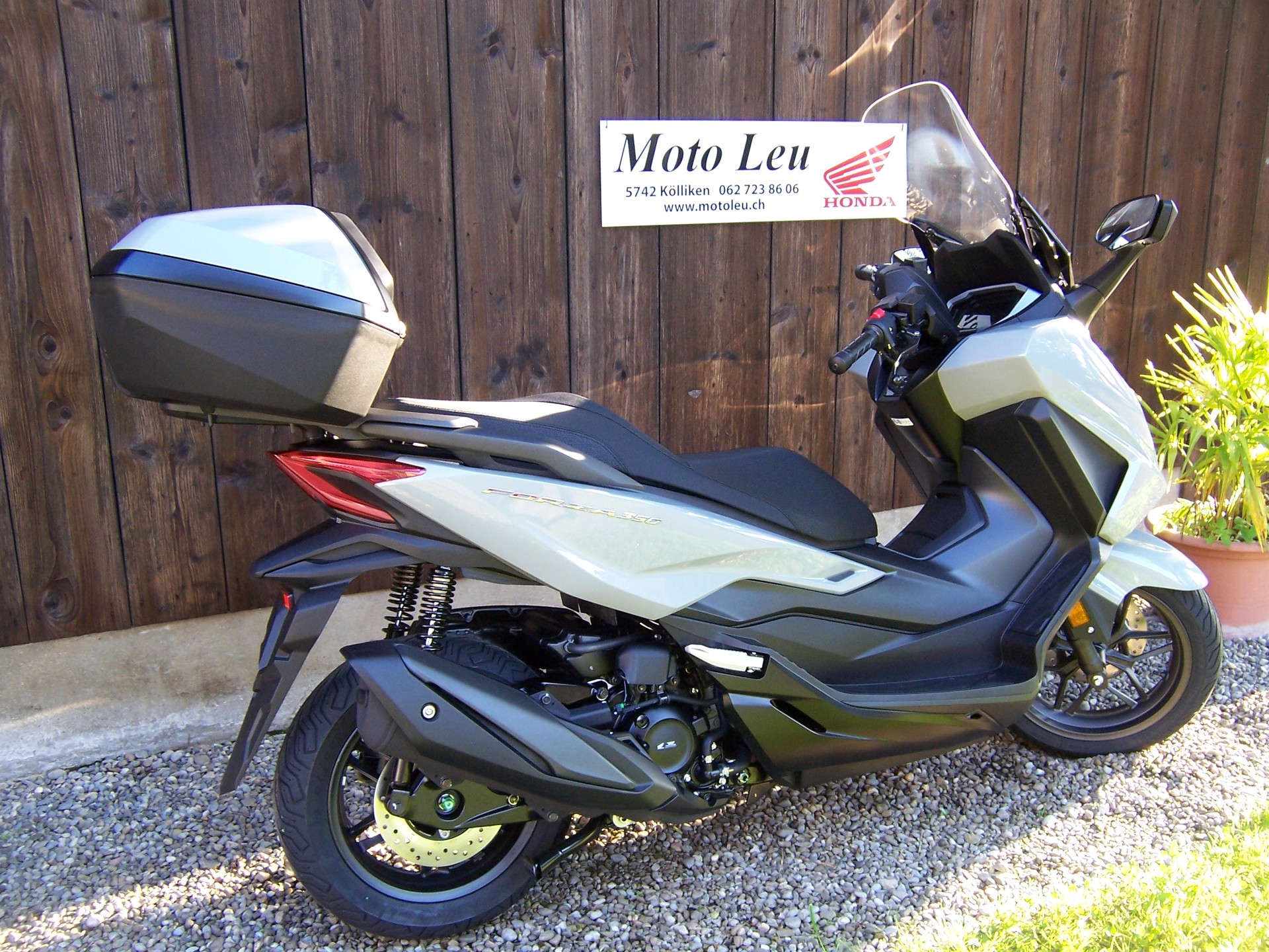 HONDA NSS 350 Smart Top Box-image-2