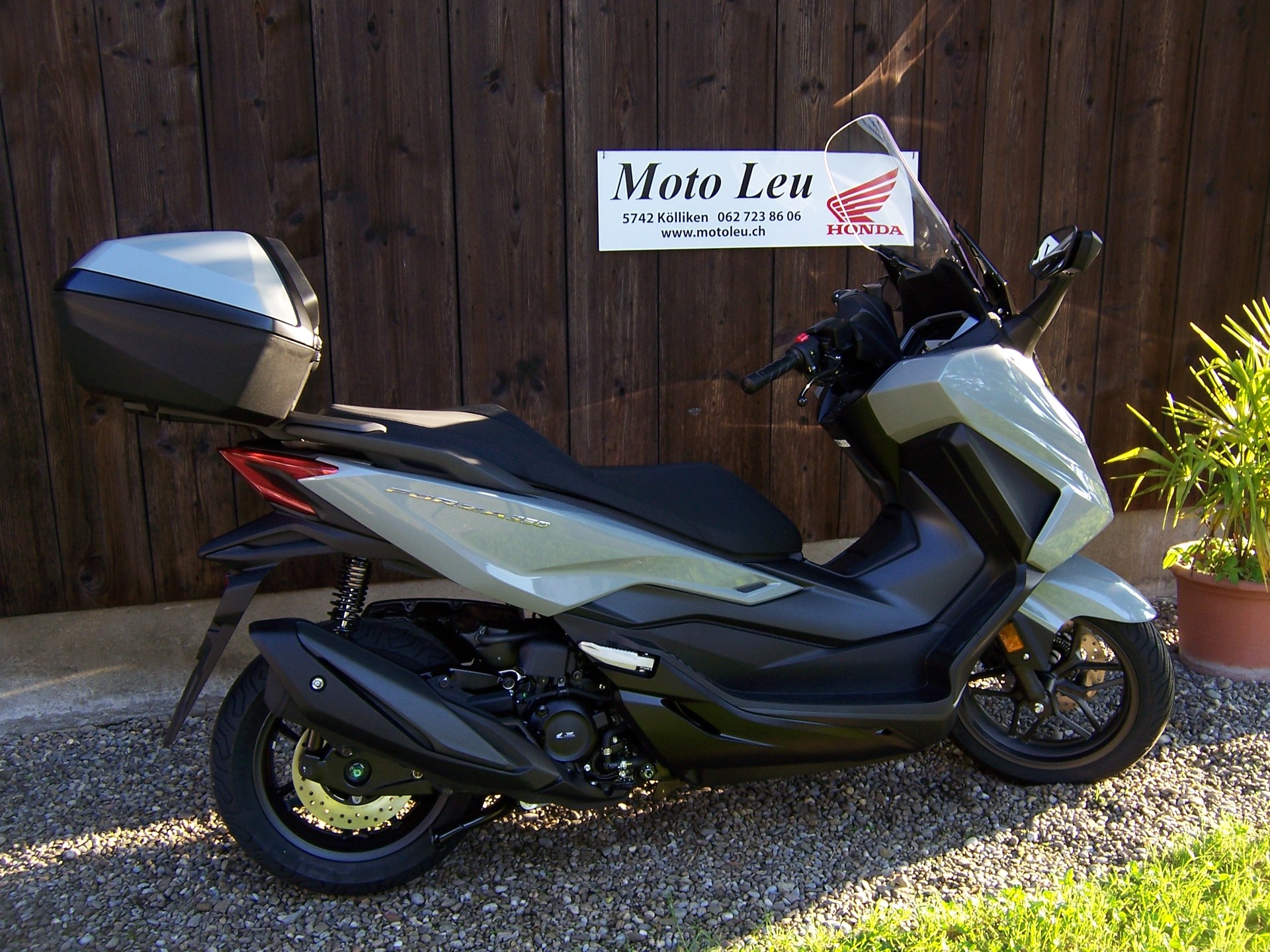 HONDA NSS 350 Smart Top Box-image-4