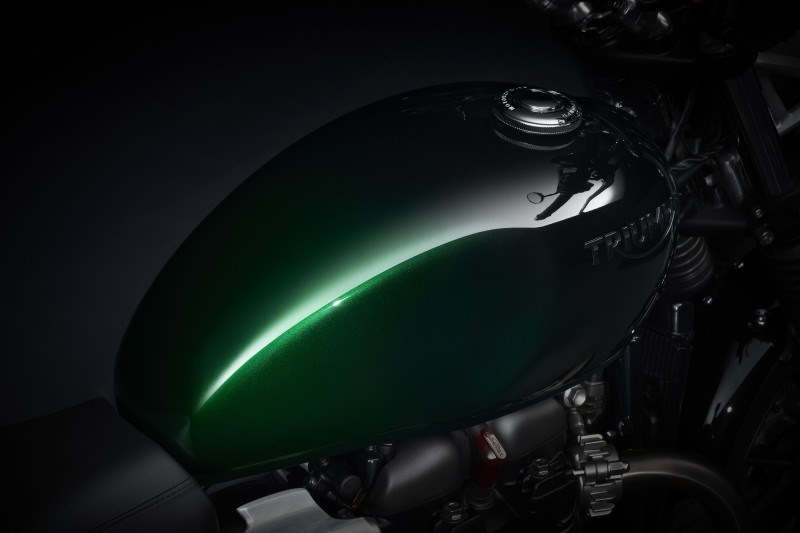 TRIUMPH Speed Twin 900 Stealth Edition-image-0