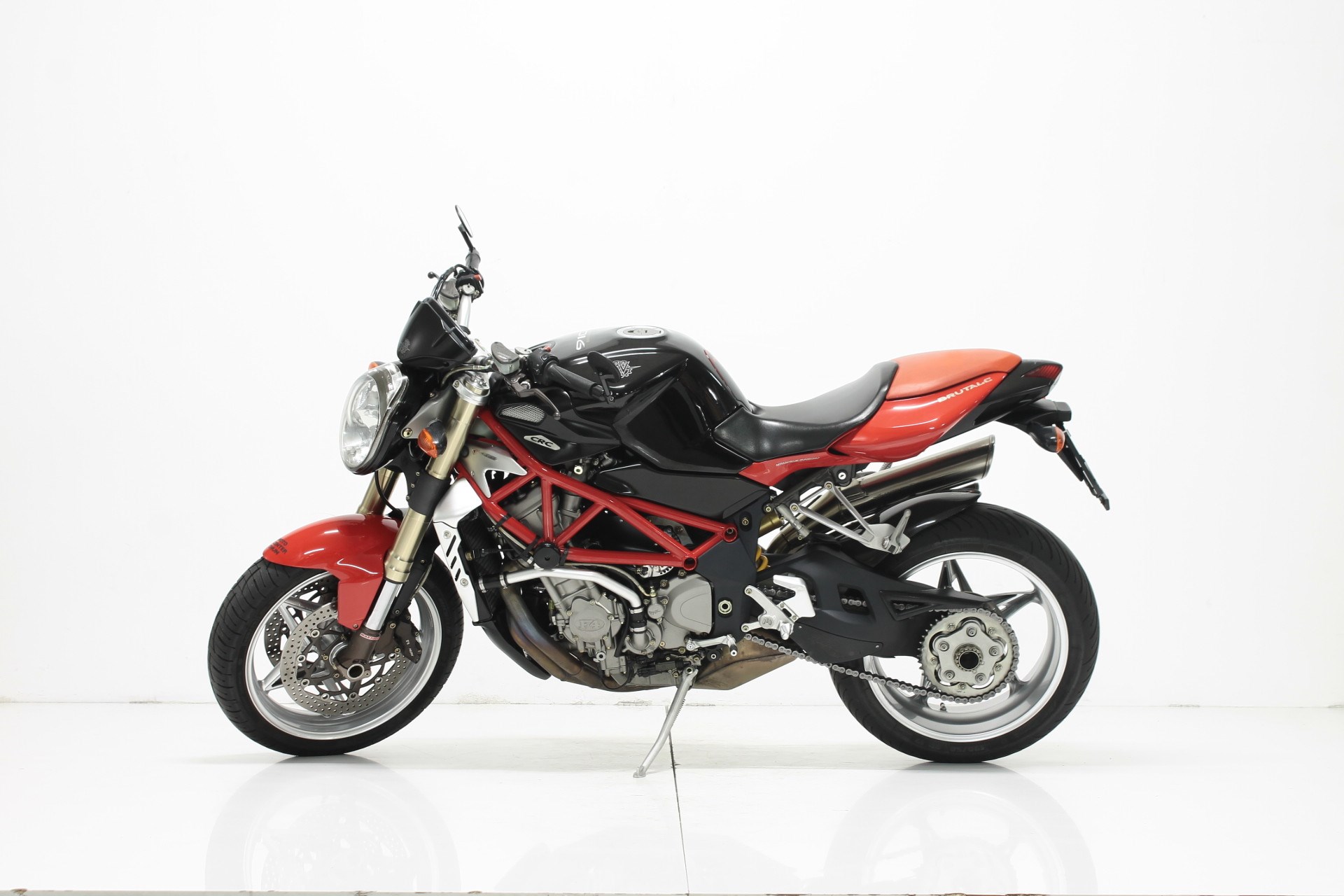 MV AGUSTA B4 Brutale 910-showroom-element-3