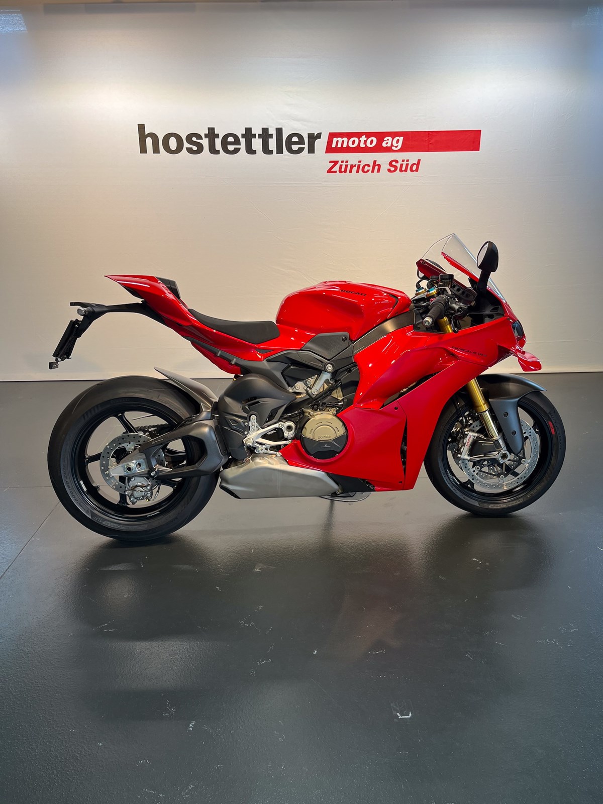 DUCATI Panigale V4S