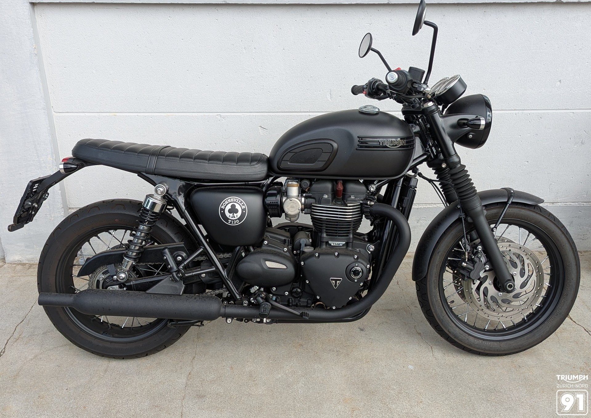 TRIUMPH Bonneville T120 ABS