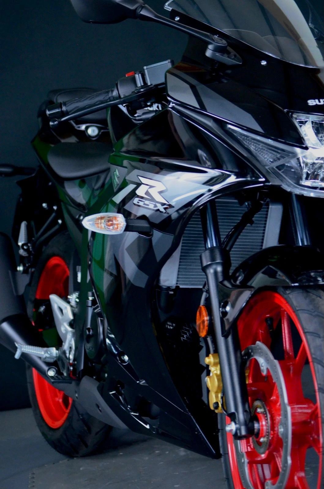SUZUKI GSX-R 125-image-1
