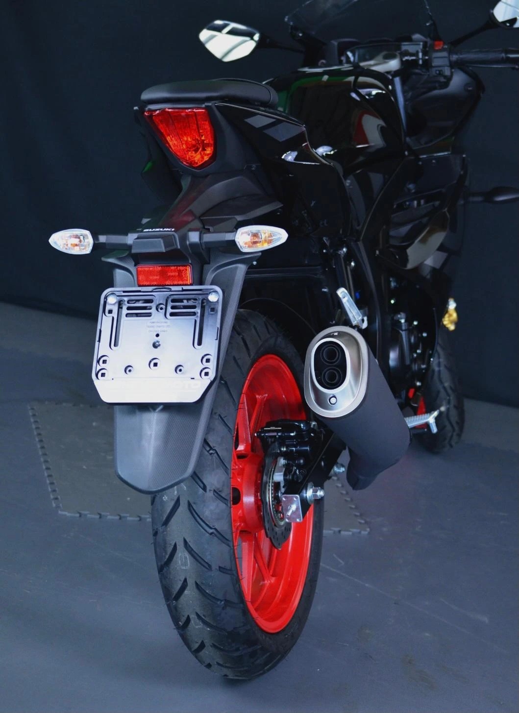 SUZUKI GSX-R 125-image-8