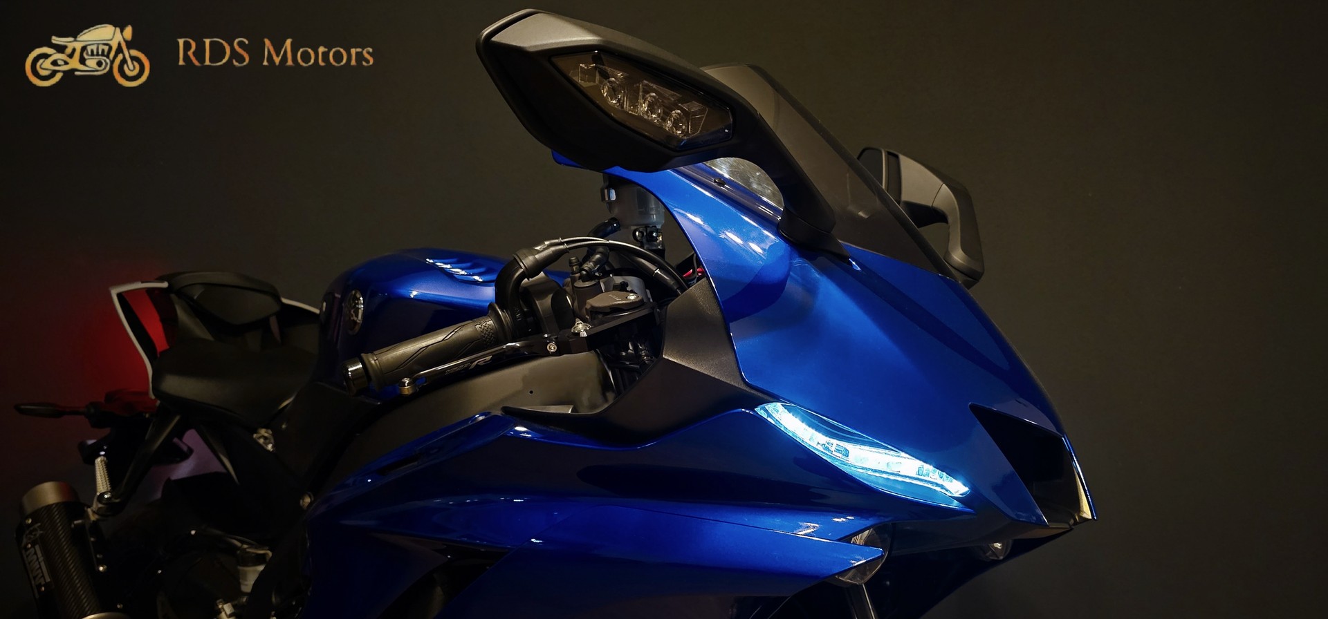 YAMAHA YZF-R6-showroom-element-3