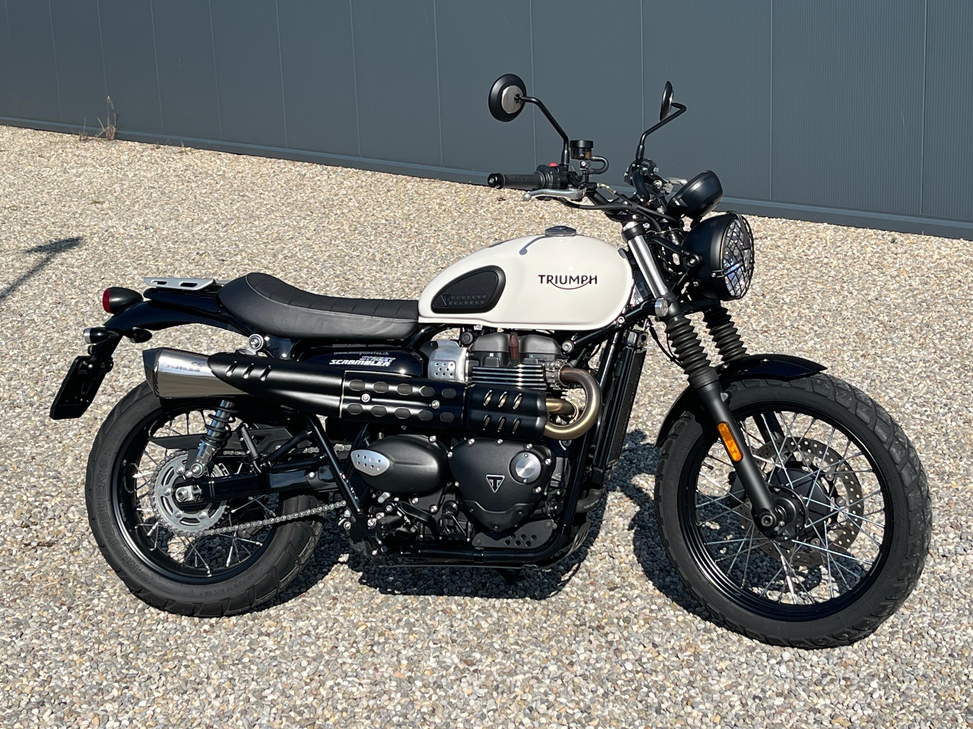 TRIUMPH Street Scrambler 900
