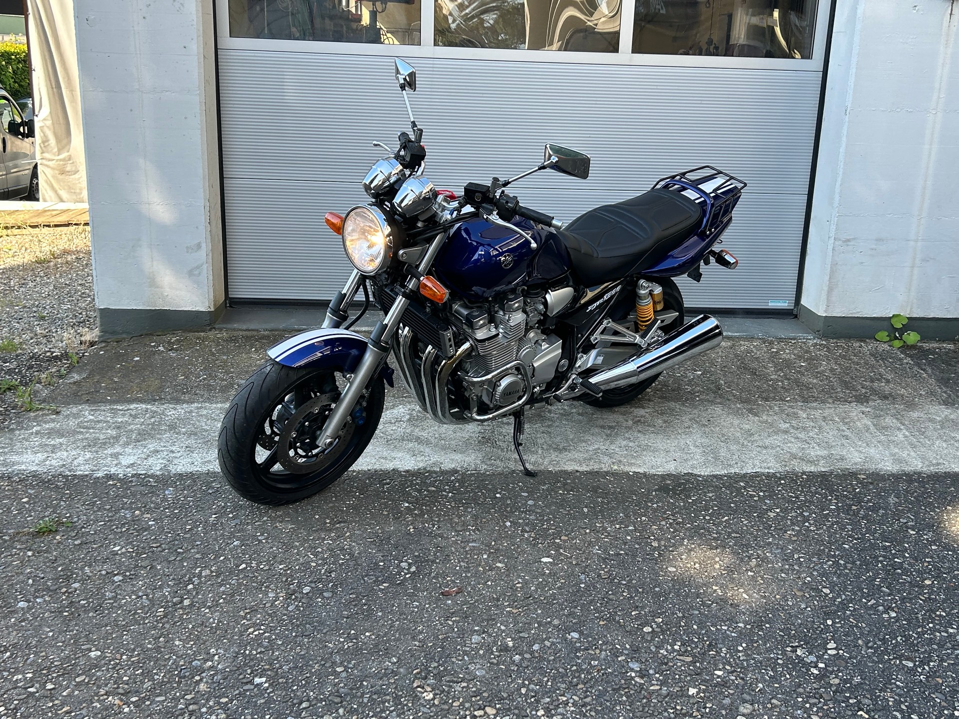 YAMAHA XJR 1300-image-4