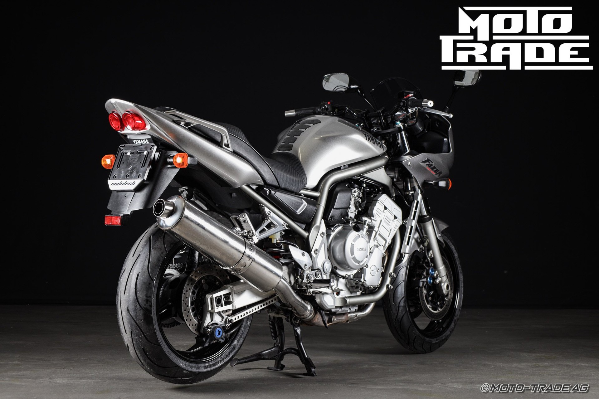 YAMAHA Fazer-showroom-element-2