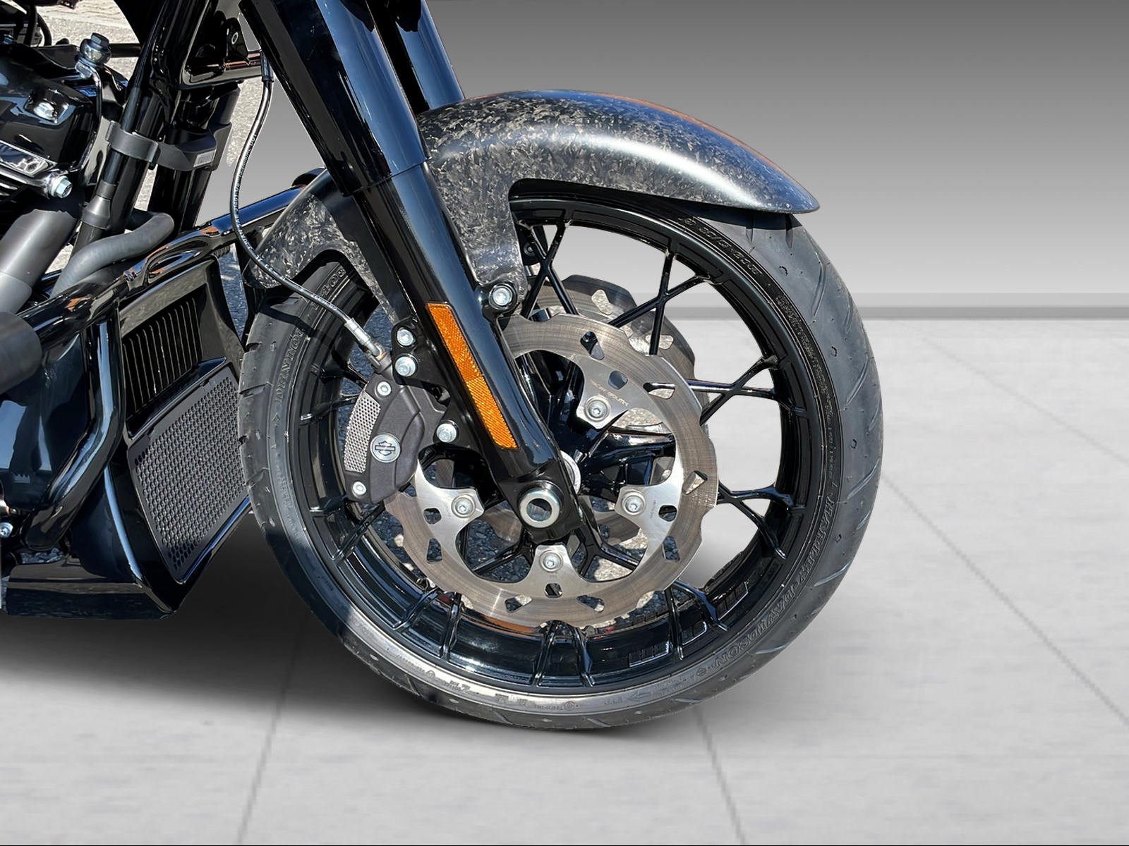HARLEY-DAVIDSON FLTRX Road Glide Black Finish 117-image-6