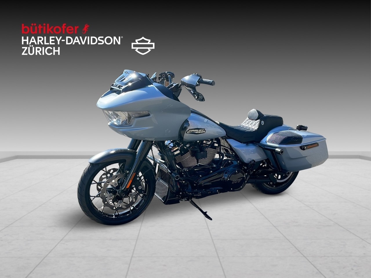 HARLEY-DAVIDSON FLTRX Road Glide Black Finish 117-showroom-element-2