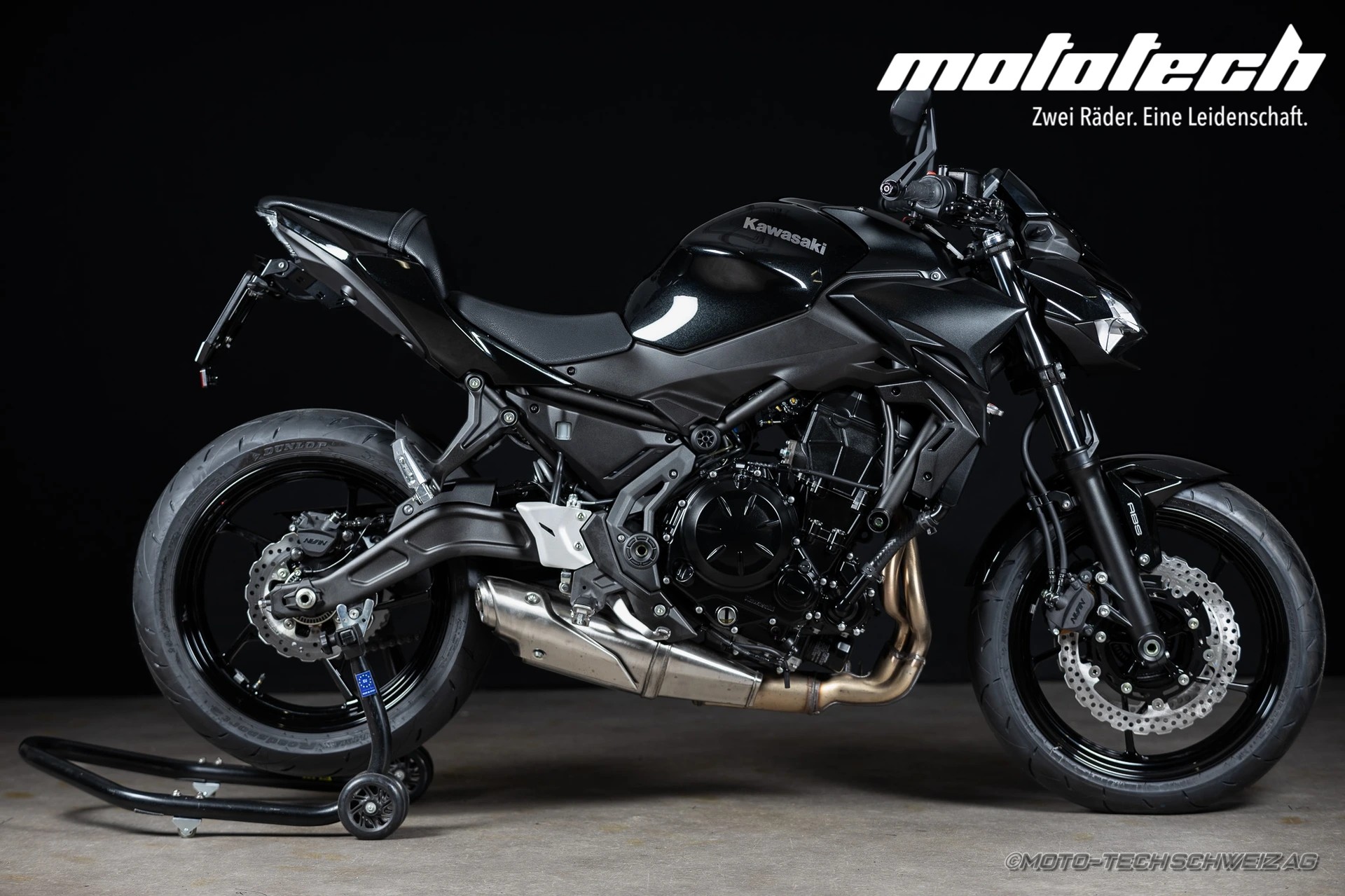 KAWASAKI Z 650 MY24 BLACK EDITION (35/50kW) STAGE 1-showroom-element-1