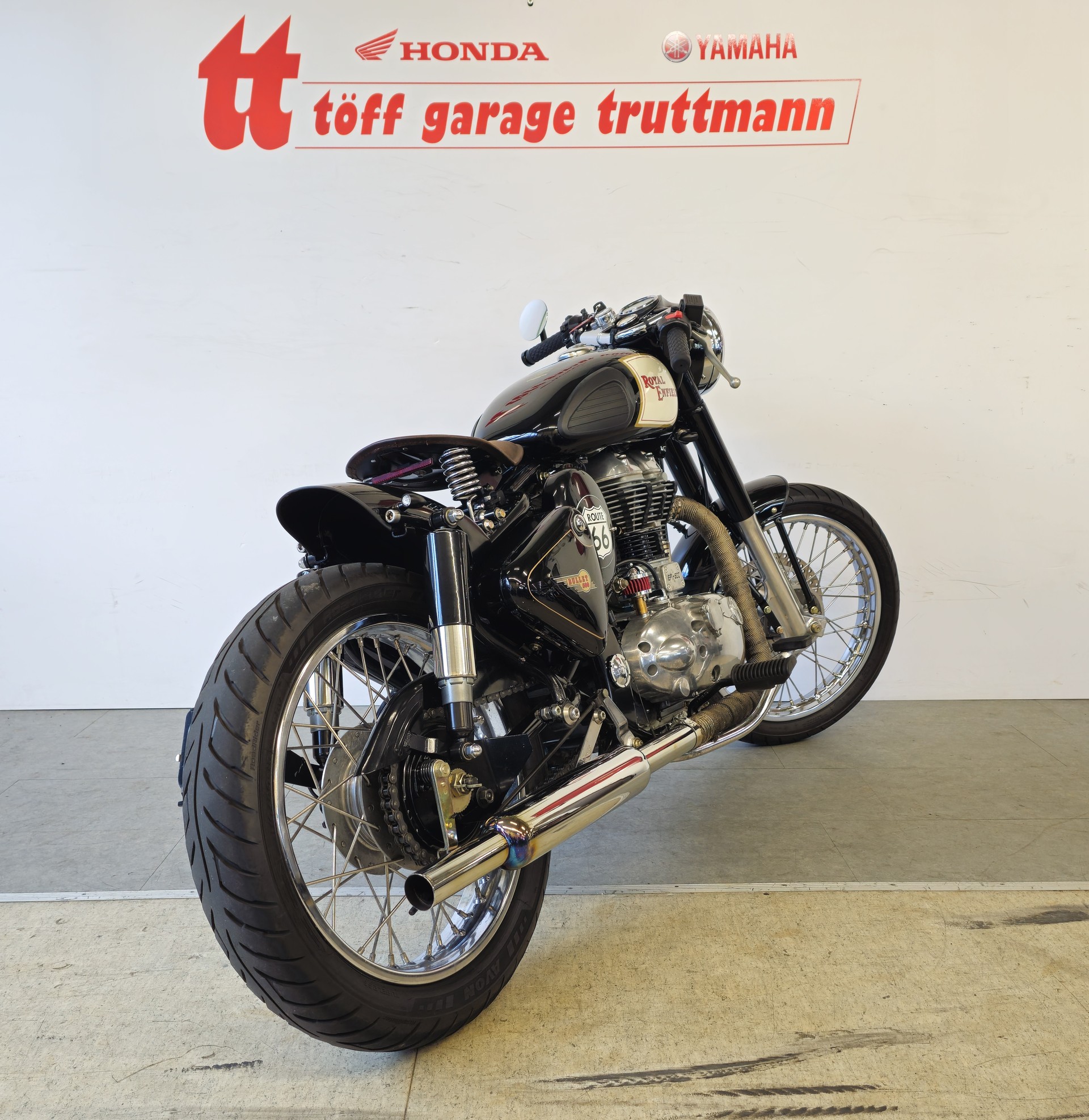 ROYAL ENFIELD Bullet 500i EFI-showroom-element-3