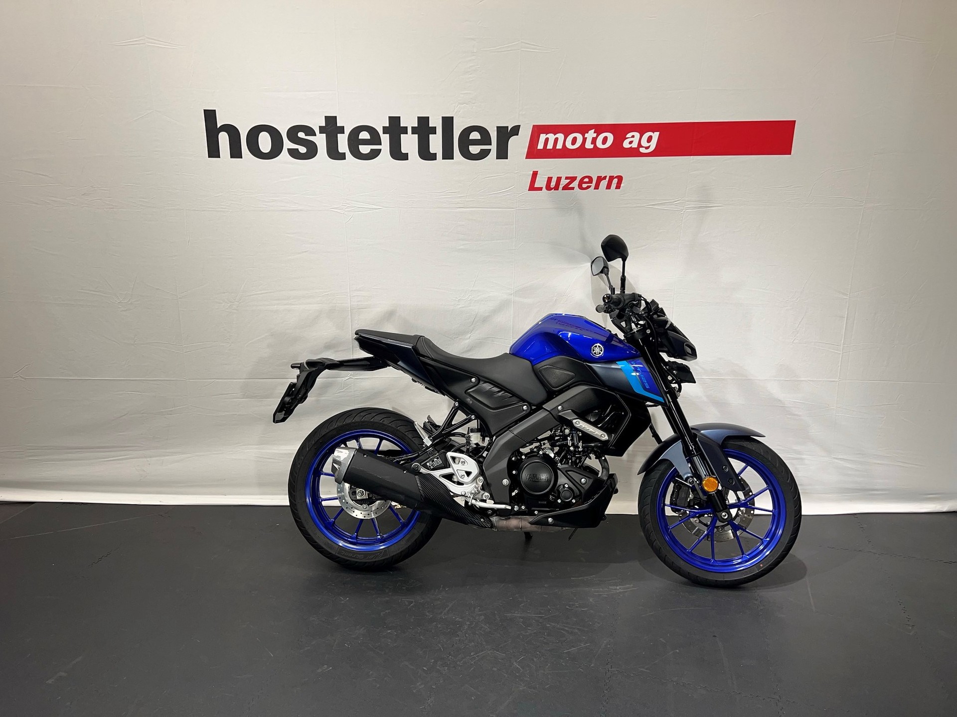 YAMAHA MT-125 ABS-showroom-element-1