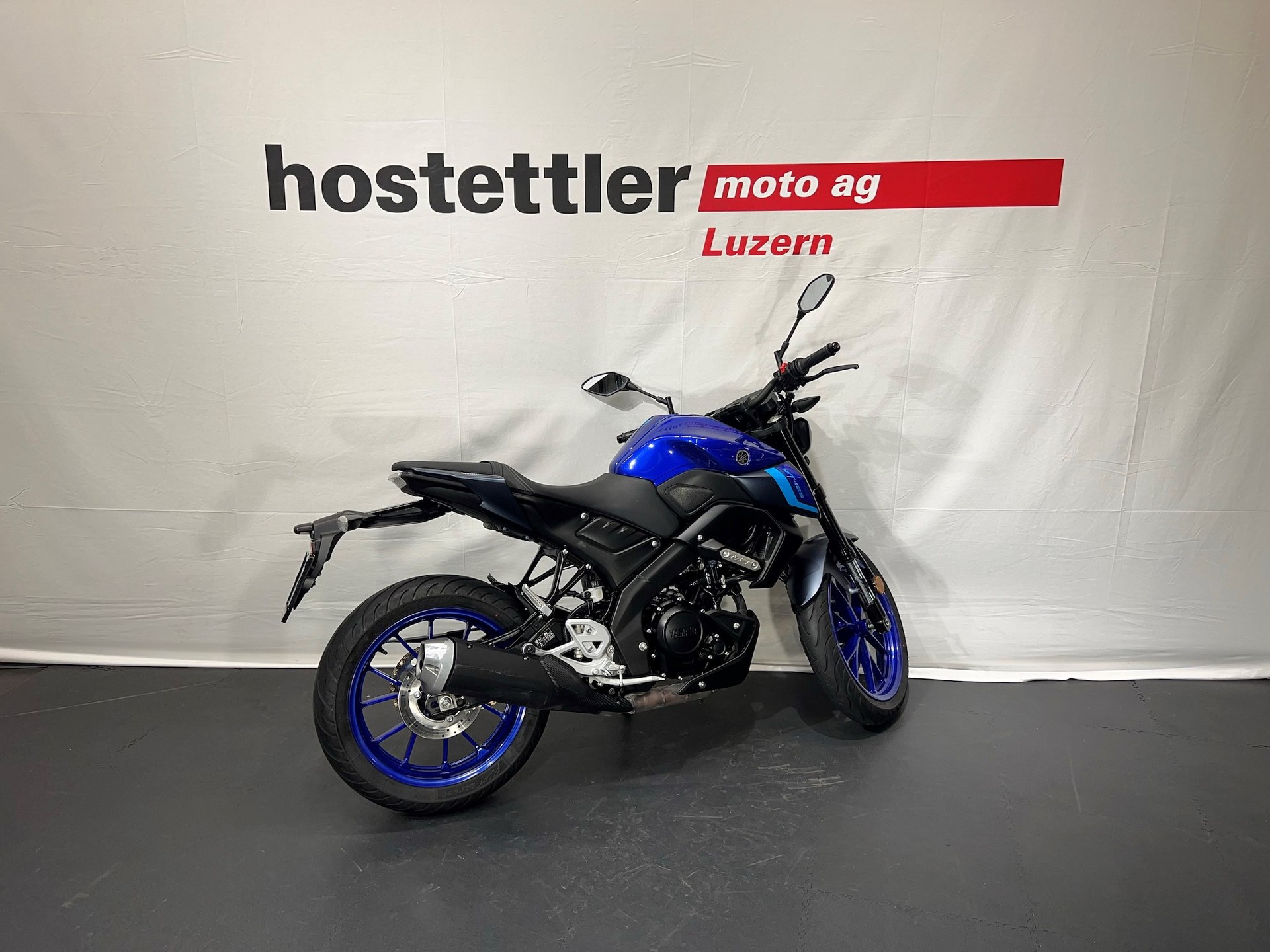 YAMAHA MT-125 ABS-showroom-element-2