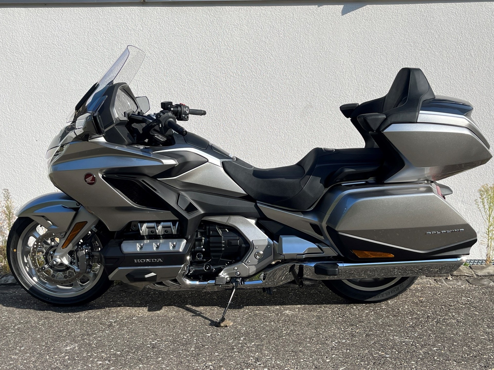 HONDA GL 1800 DA DCT Goldwing-showroom-element-1