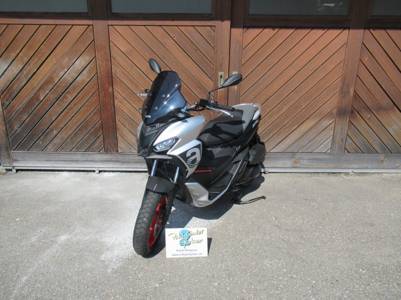 APRILIA SR GT Sport 125 CBS-image-1