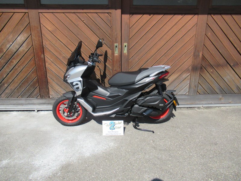 APRILIA SR GT Sport 125 CBS-image-3