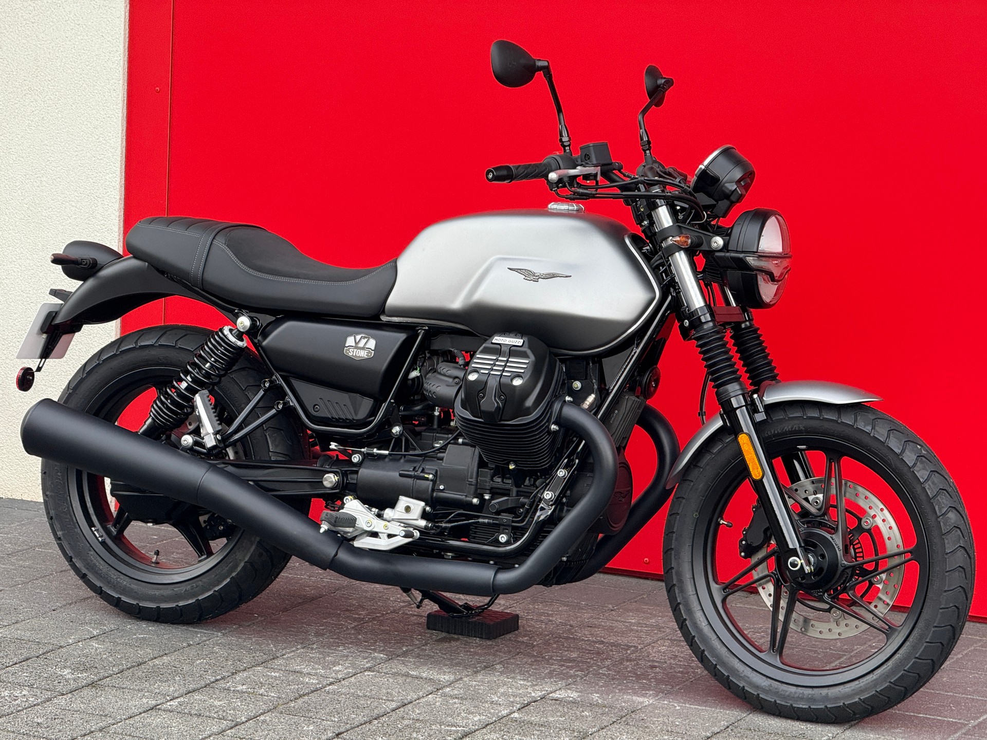 Triumph Approved Moto Guzzi V7 Usata MOTO GUZZI V7 Acquistare Un